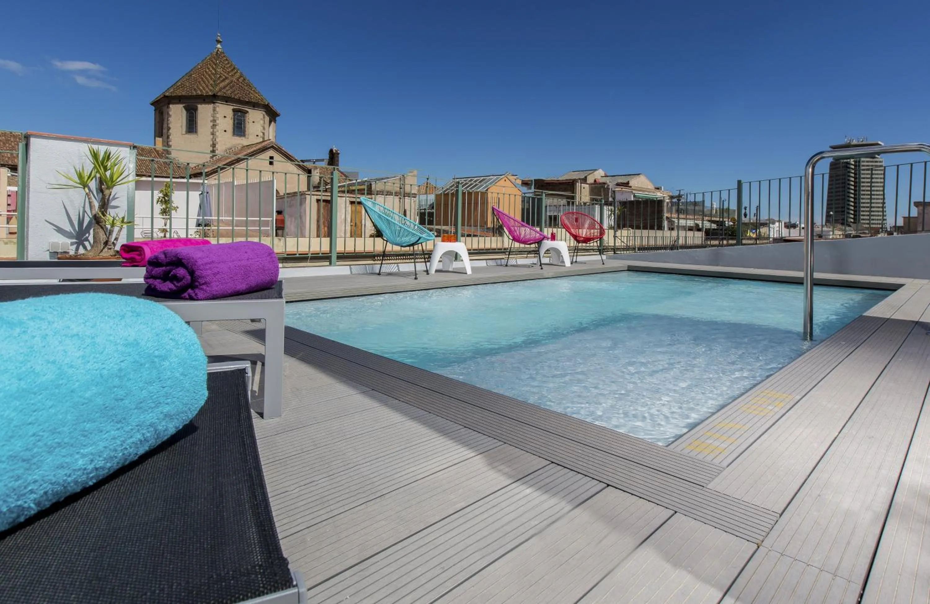 Swimming pool in Leonardo Hotel Barcelona Las Ramblas