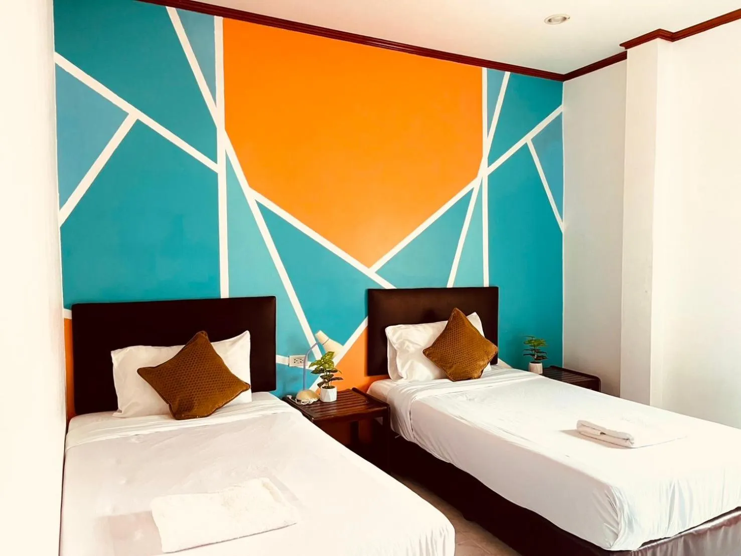 Standard Twin Room in Lanta Grand House