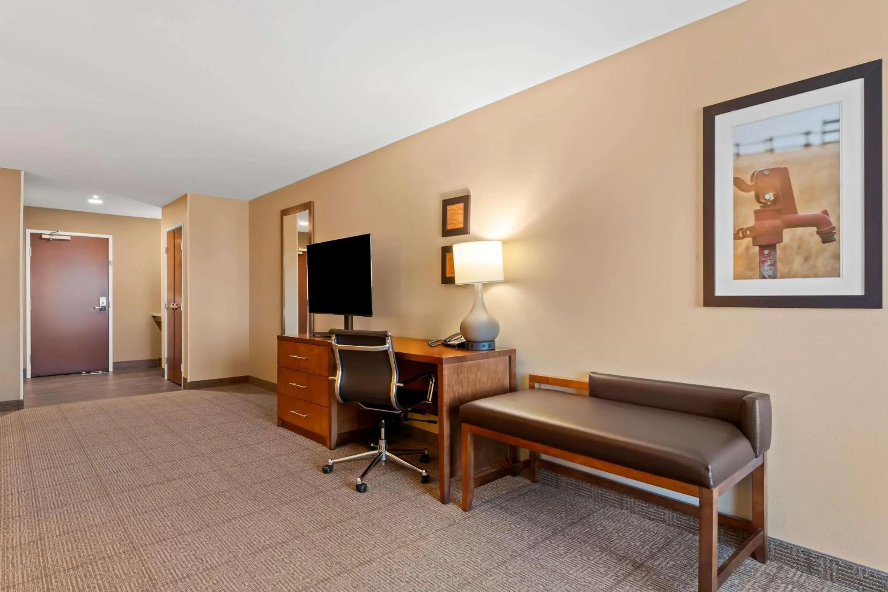 Bedroom in Comfort Inn & Suites Avera Southwest