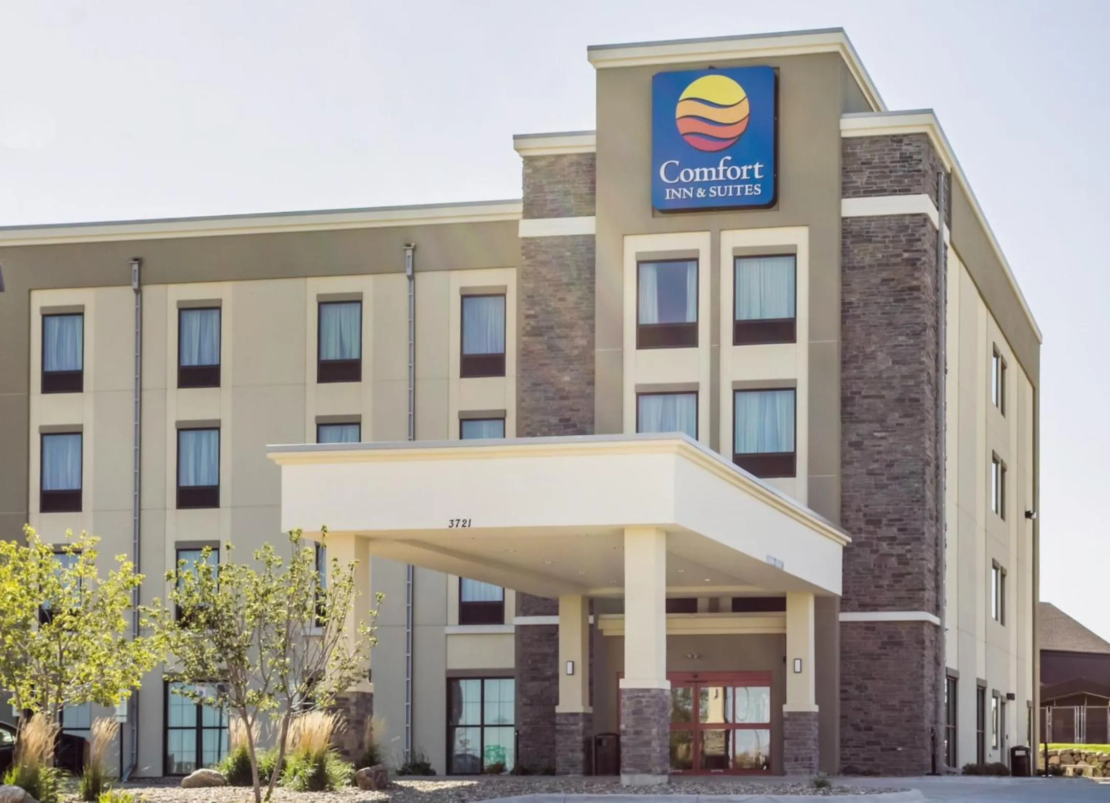 Facade/entrance in Comfort Inn & Suites Avera Southwest