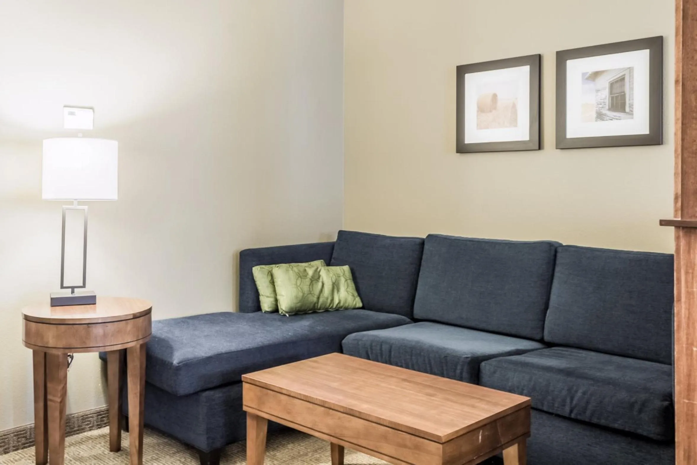 Living room in Comfort Inn & Suites Avera Southwest