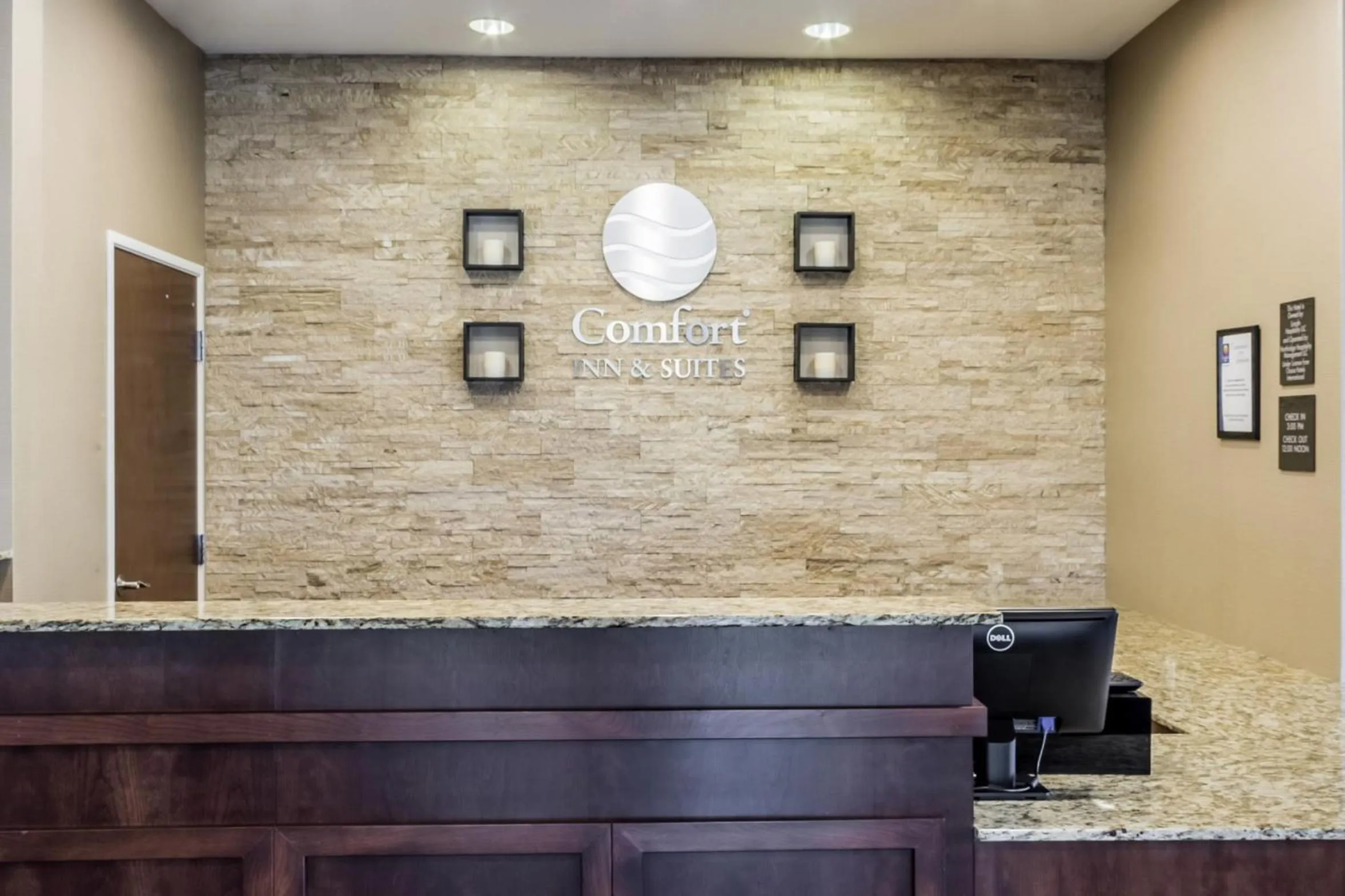 Lobby or reception in Comfort Inn & Suites Avera Southwest