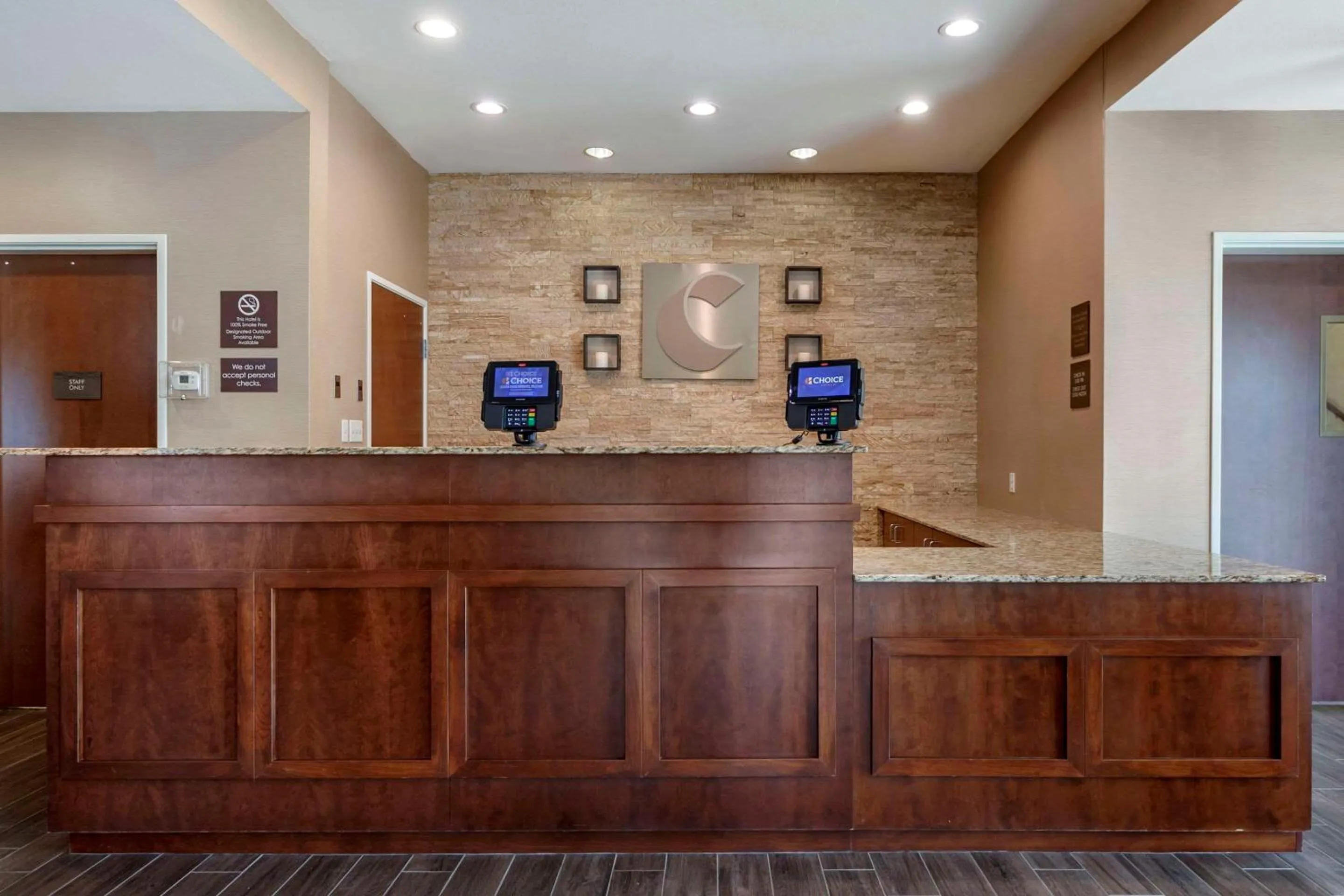 Lobby or reception in Comfort Inn & Suites Avera Southwest