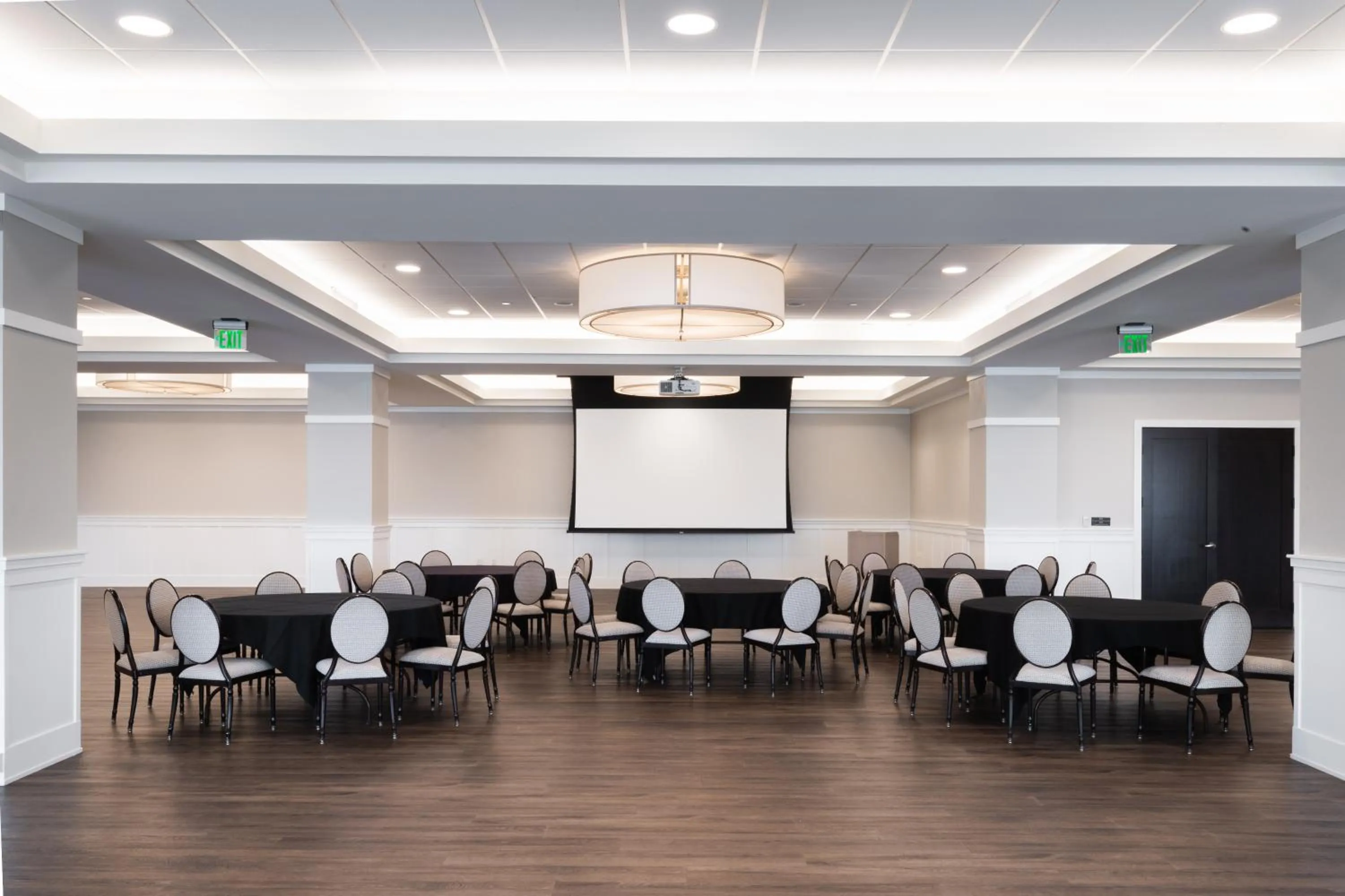 Banquet/Function facilities in The Inn at Harbor Shores