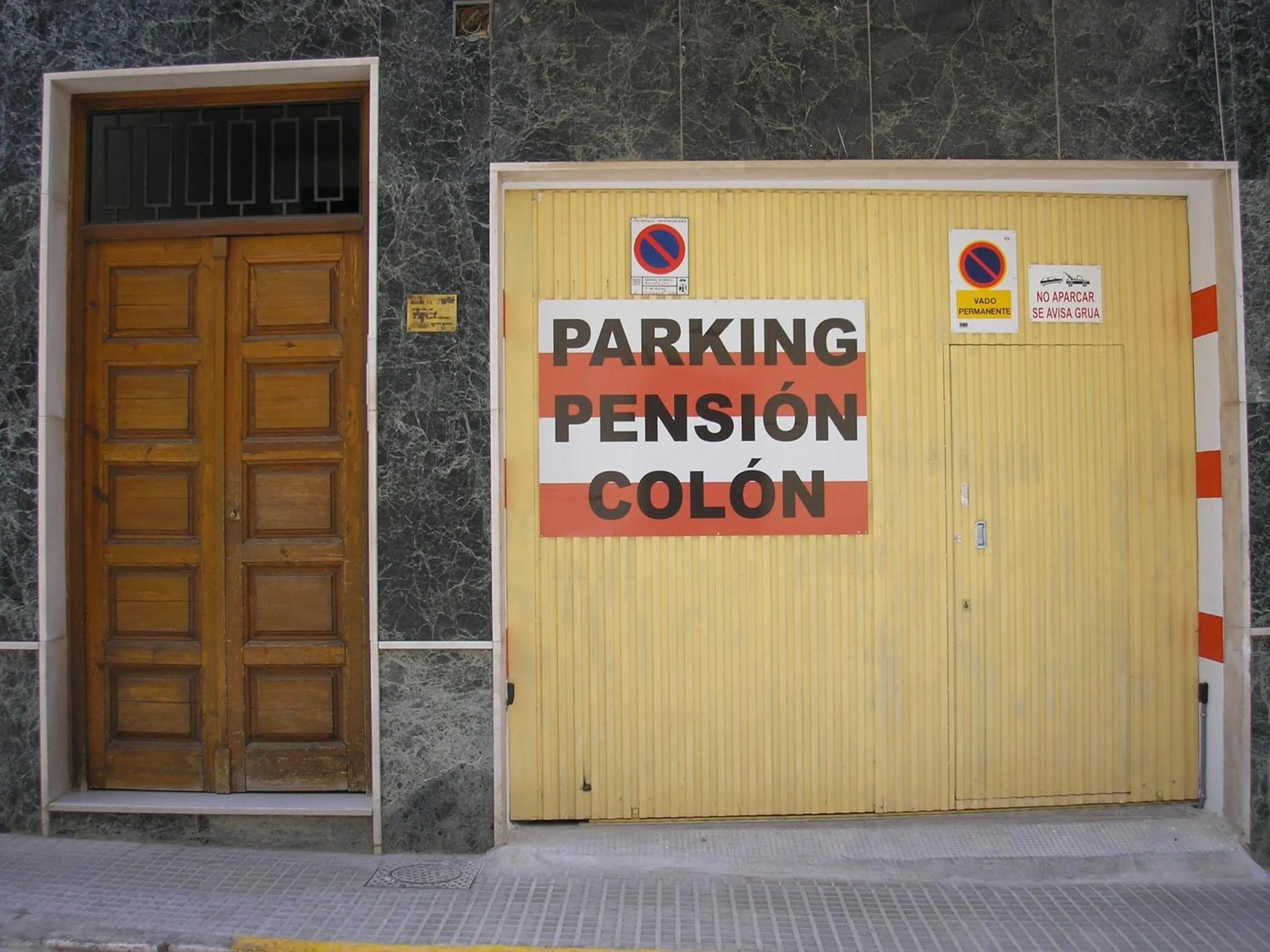 Decorative detail in Hostal Colon Antequera