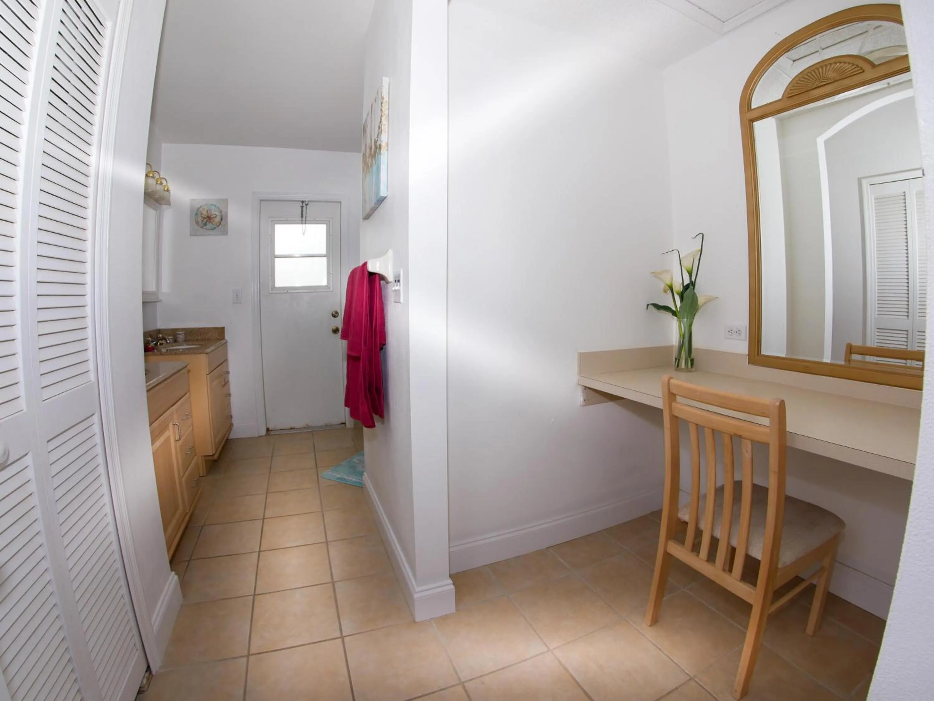 Bedroom in Large Pool With Jacuzzi, Near The Disney Attractions!!