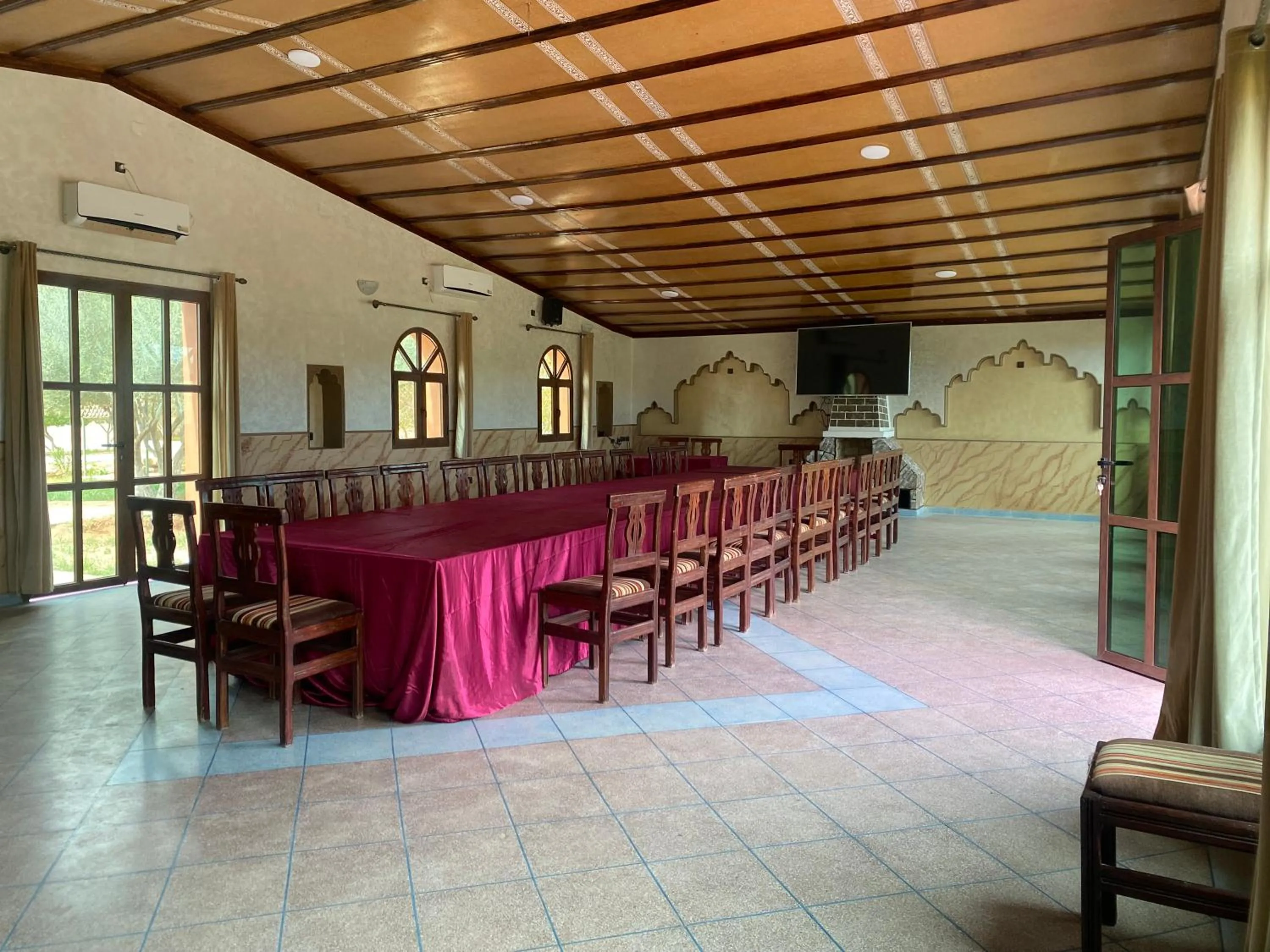 Meeting/conference room in IGHIZ INN resort