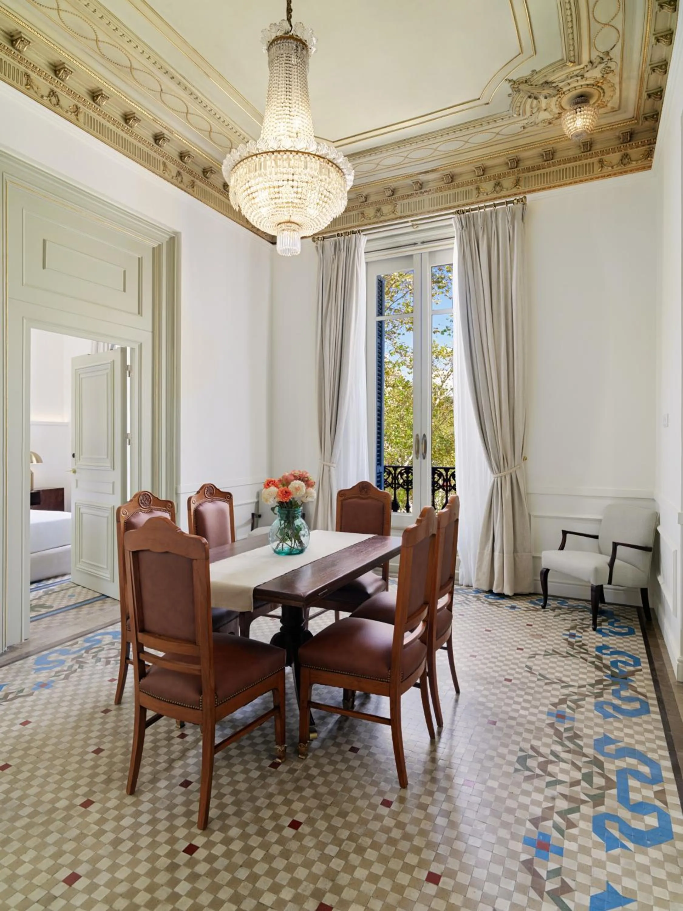 Seating area in Boutique Hotel H10 Catalunya Plaza