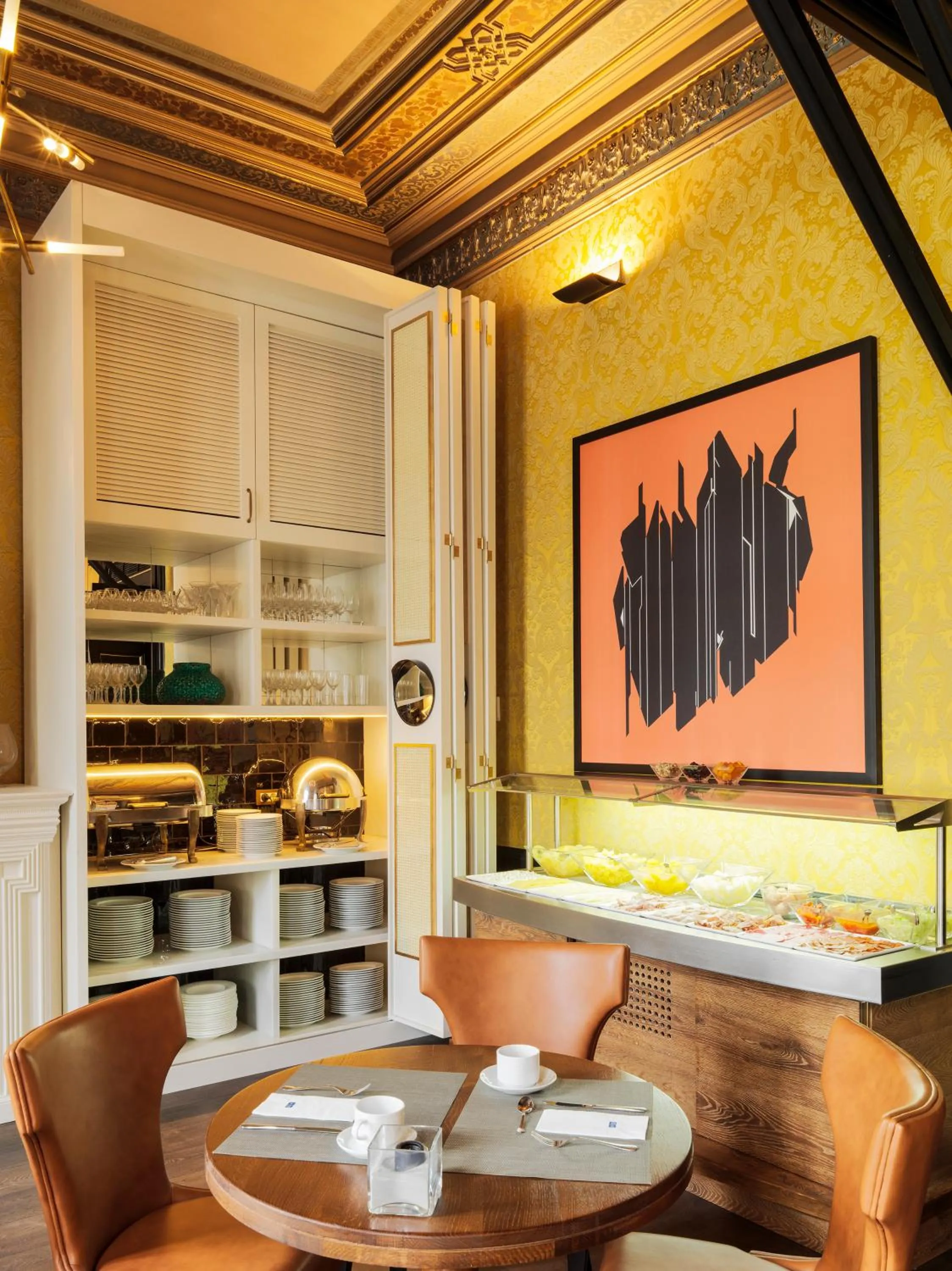 Buffet breakfast in Boutique Hotel H10 Catalunya Plaza