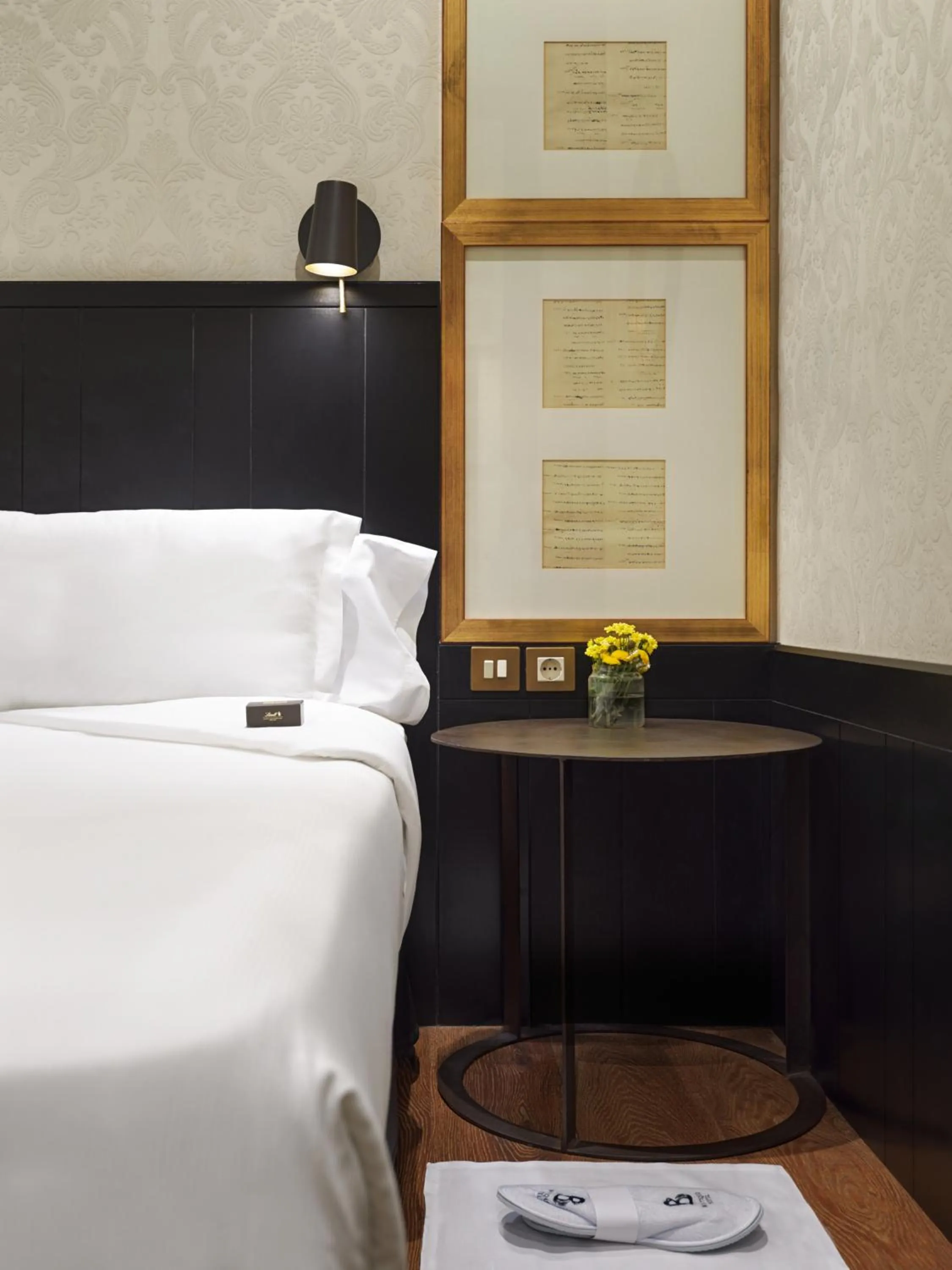 Bed in Boutique Hotel H10 Catalunya Plaza