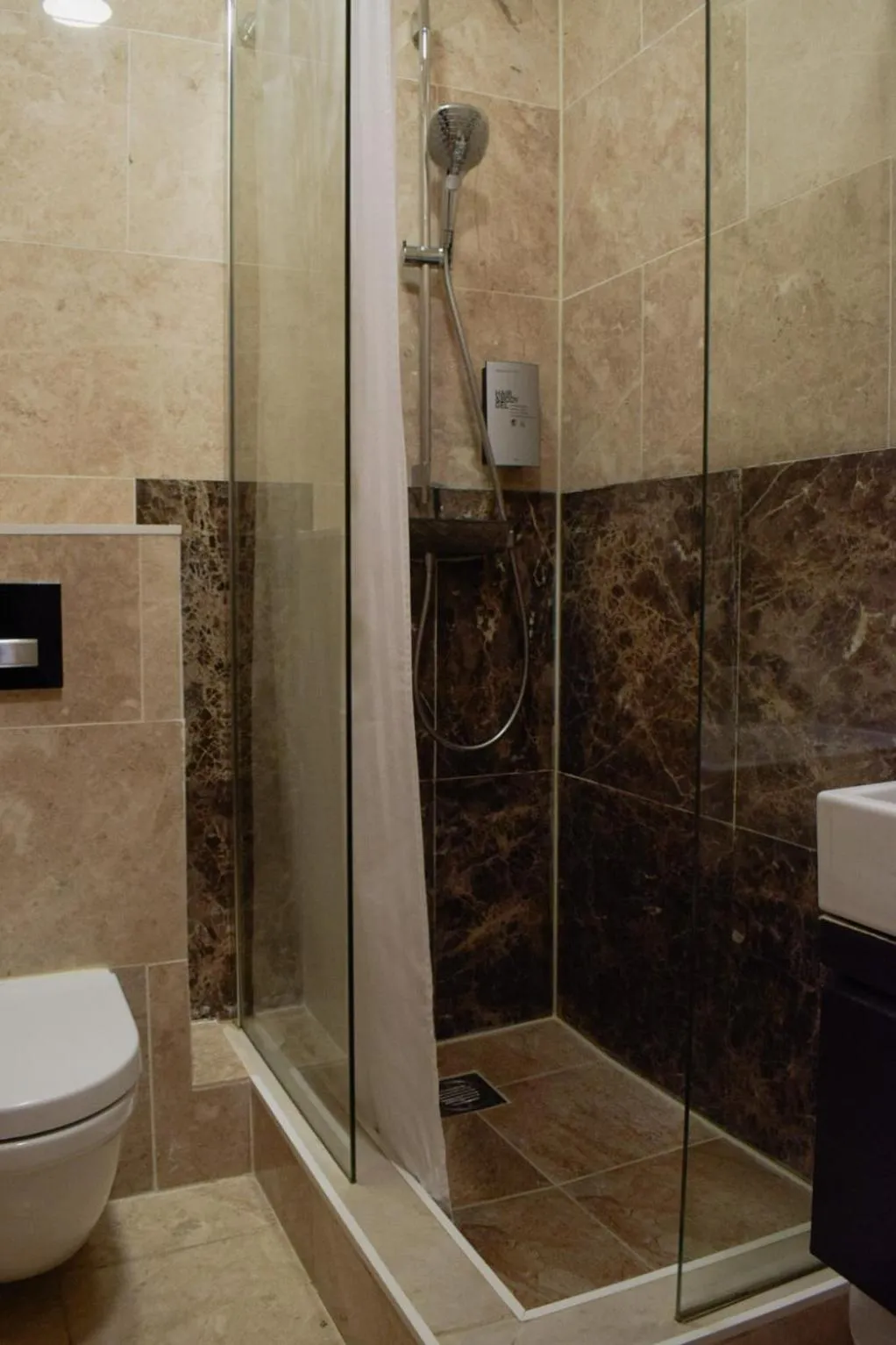Shower in Osborne Aparthotel