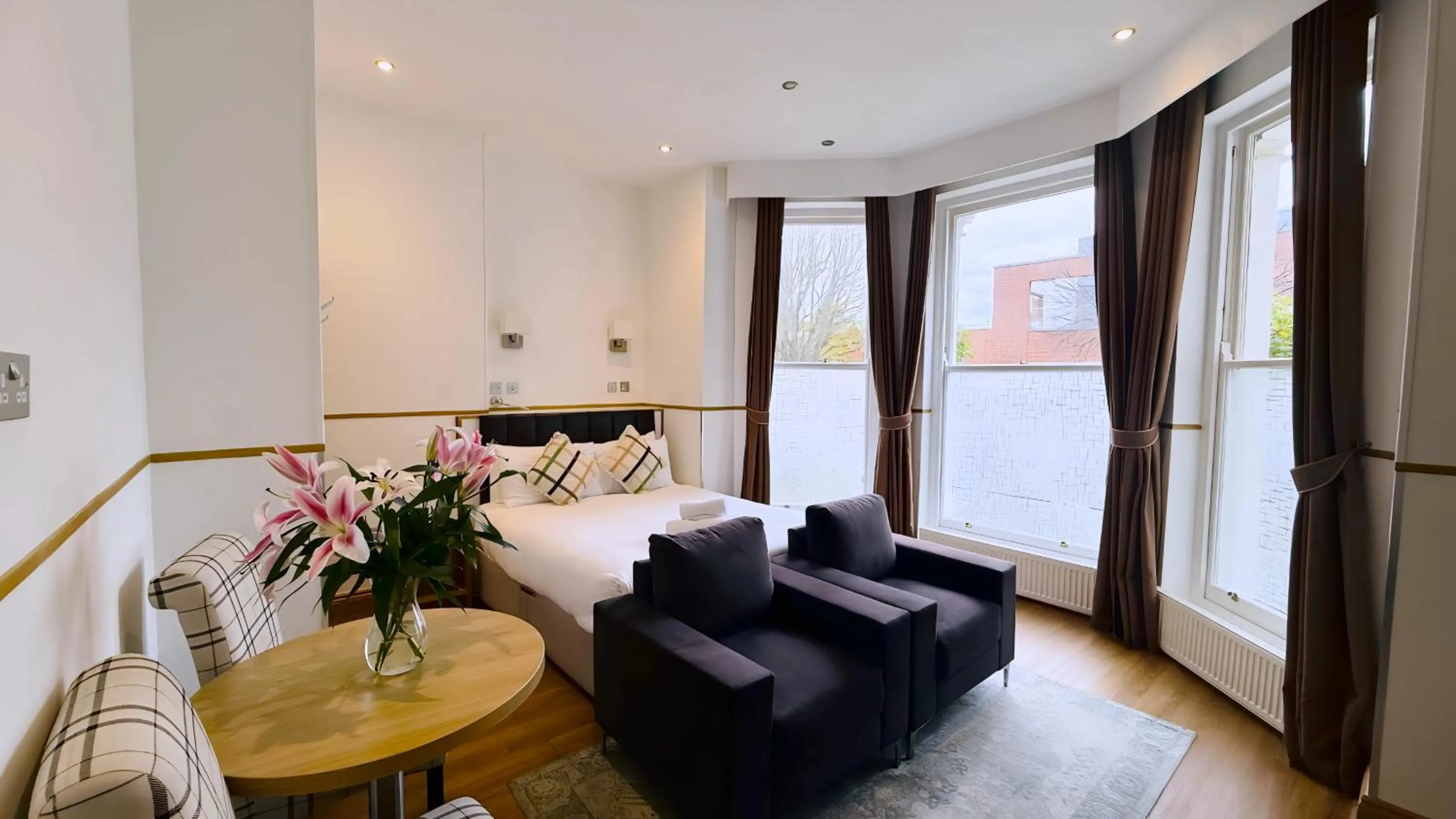 Bed in Osborne Aparthotel