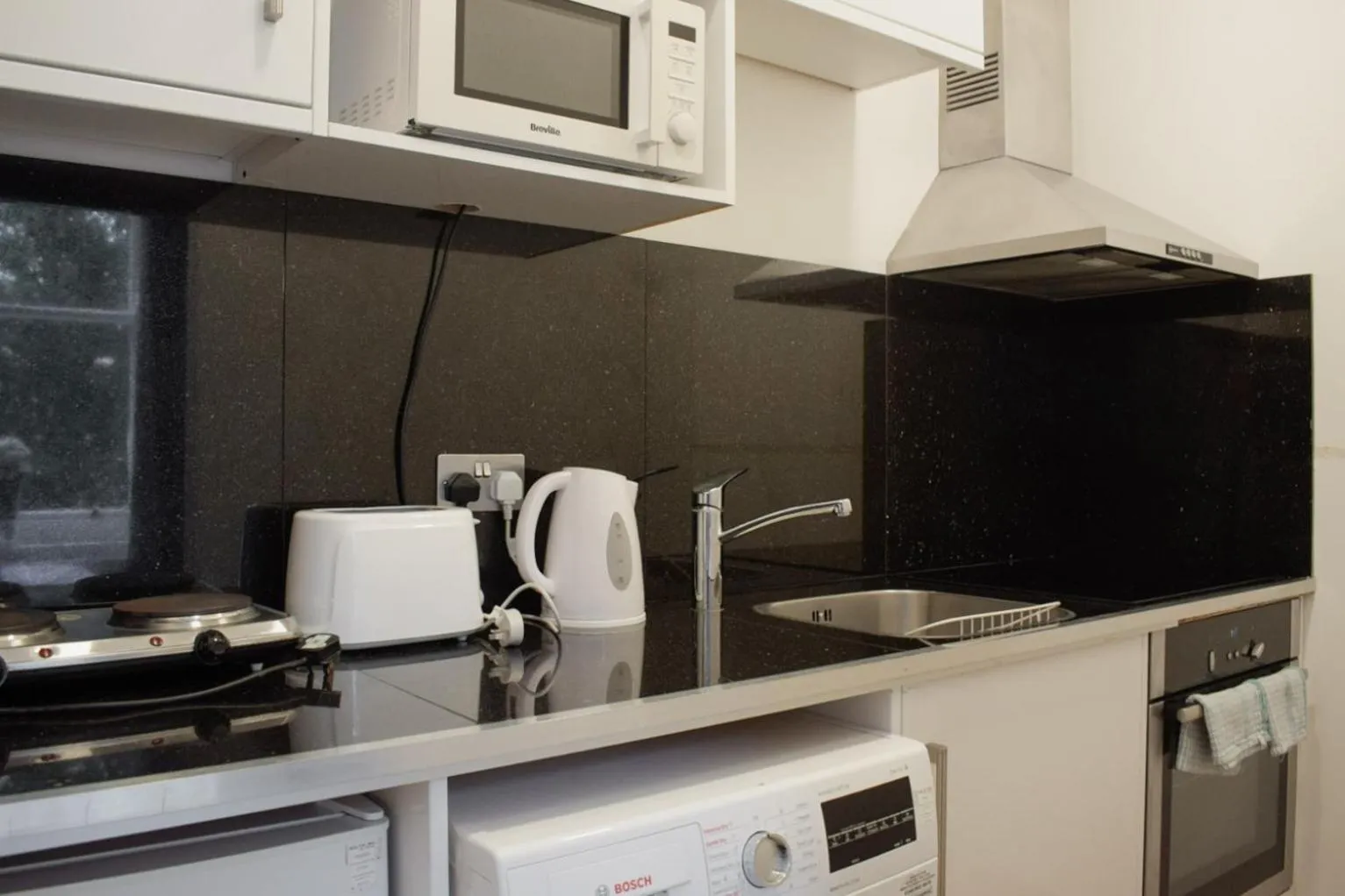Kitchen or kitchenette in Osborne Aparthotel