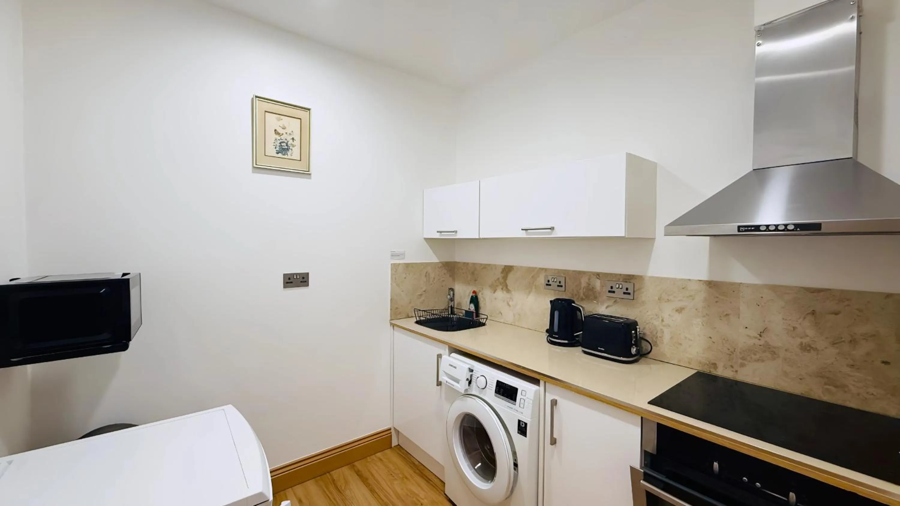 Kitchen or kitchenette in Osborne Aparthotel