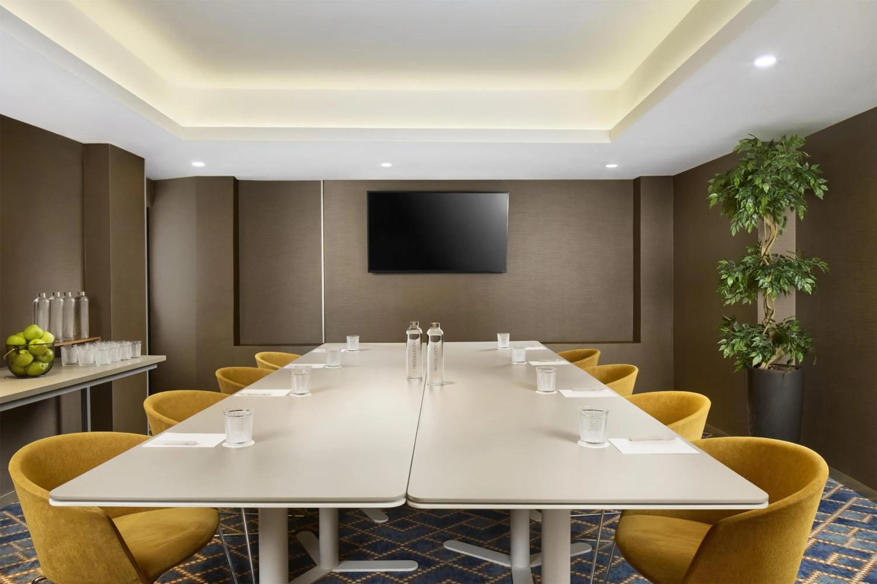 Bedroom in NH Collection Madrid Colón