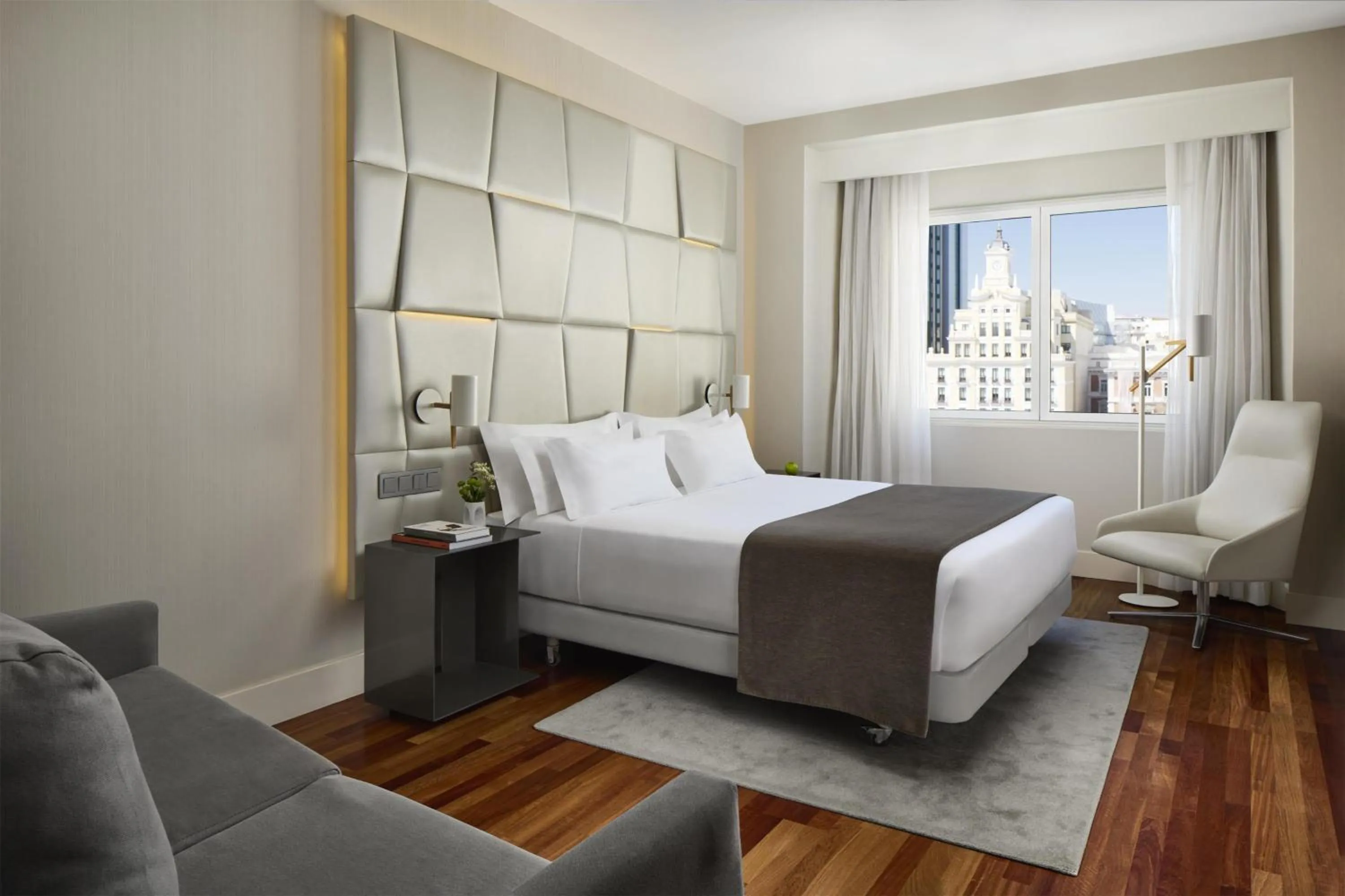 Bedroom, Bed in NH Collection Madrid Colón