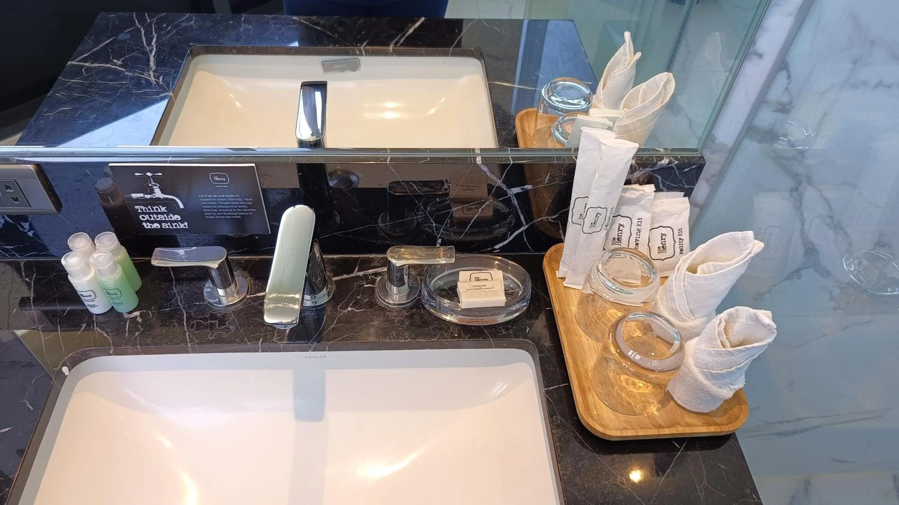 Bathroom in The Henry Hotel Roost Bacolod