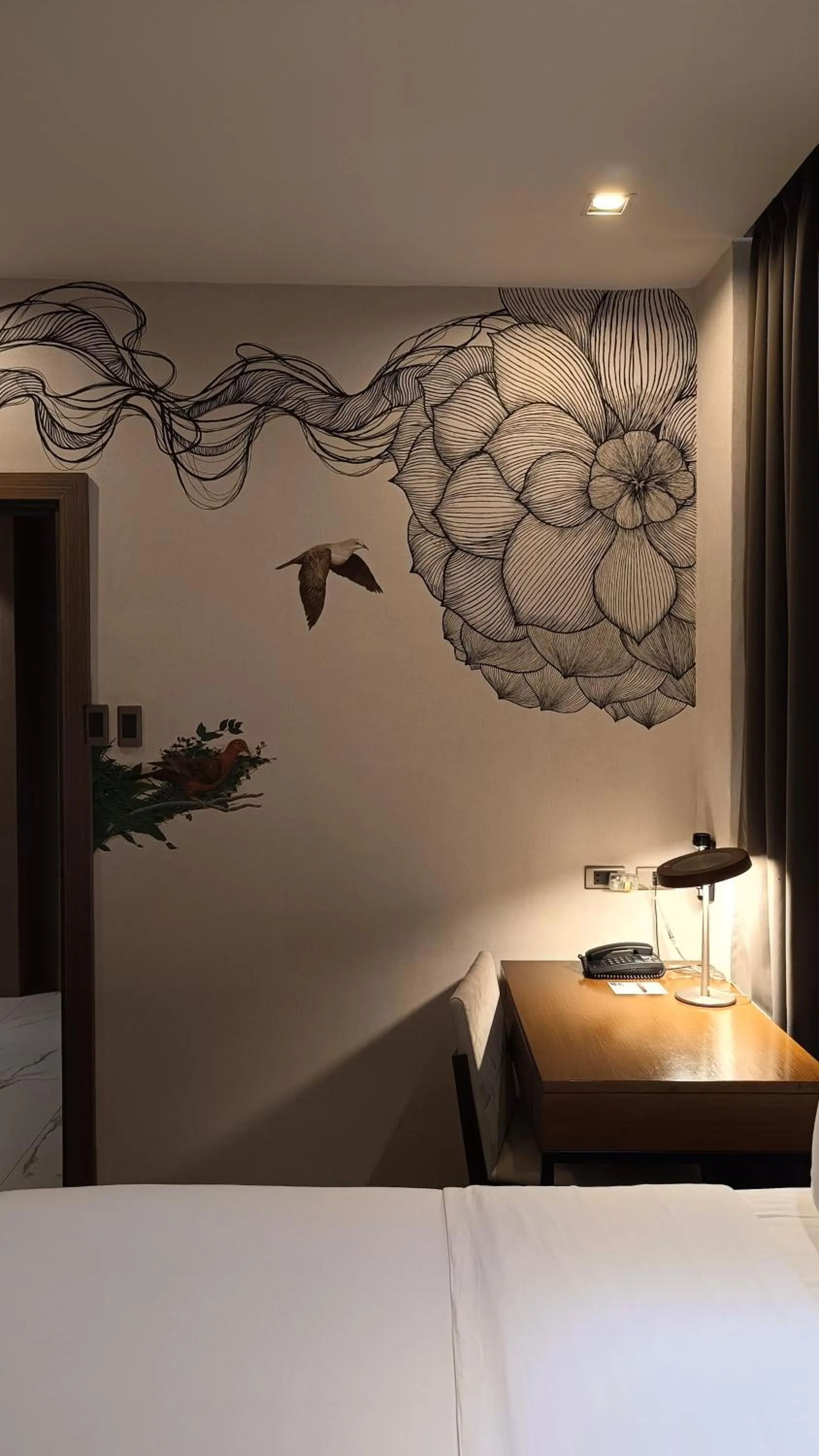 Bed in The Henry Hotel Roost Bacolod