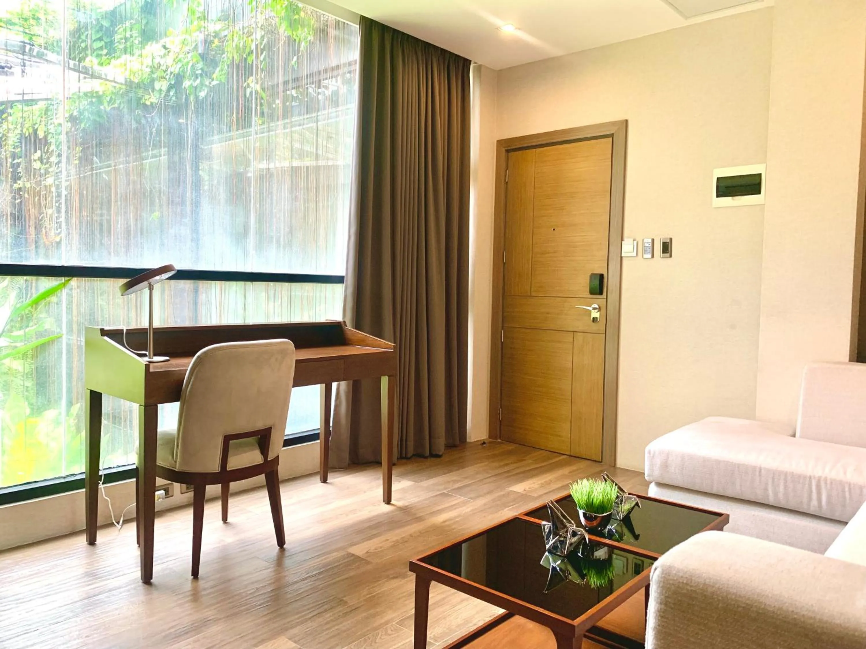 Living room in The Henry Hotel Roost Bacolod