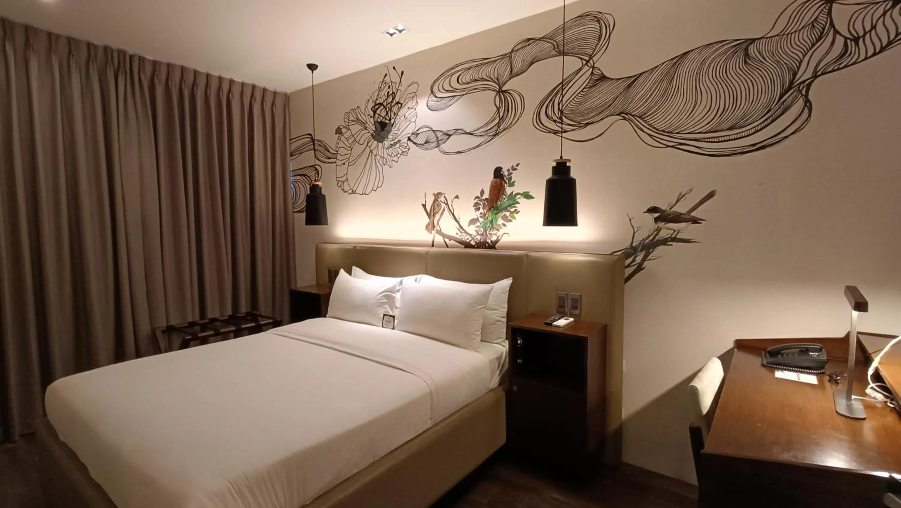 Bed in The Henry Hotel Roost Bacolod