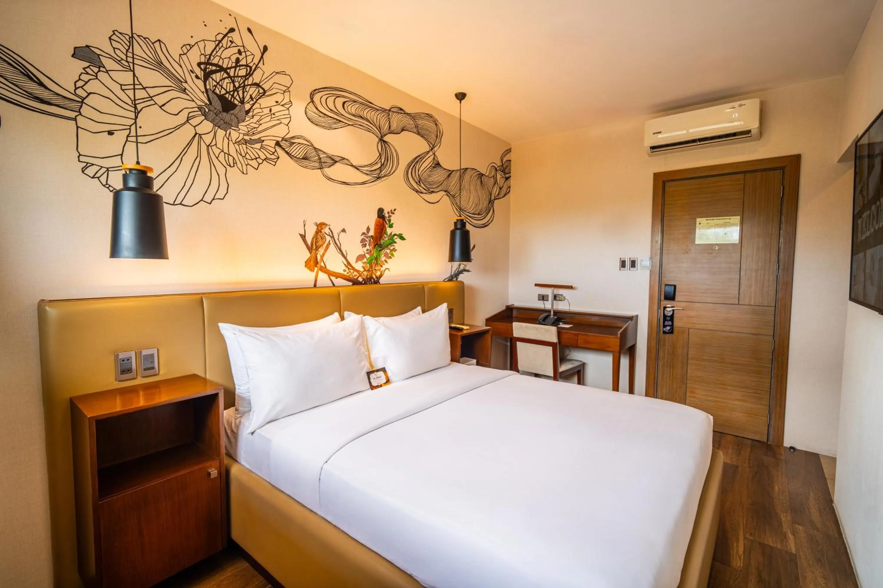 Bed in The Henry Hotel Roost Bacolod