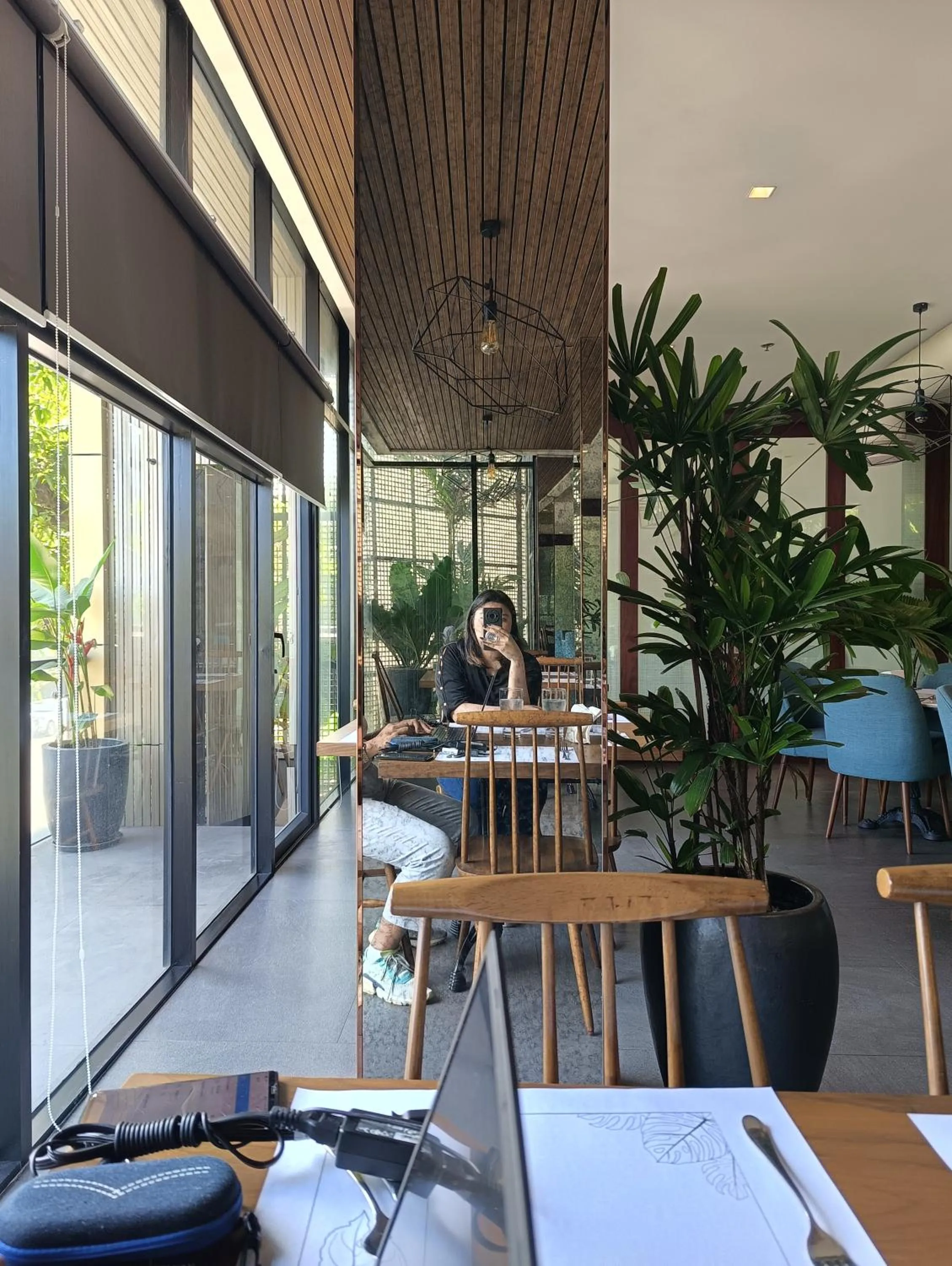 Restaurant/places to eat in The Henry Hotel Roost Bacolod