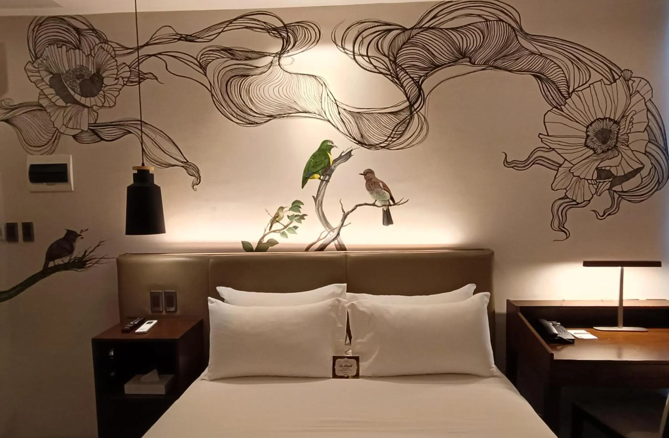 Bed in The Henry Hotel Roost Bacolod