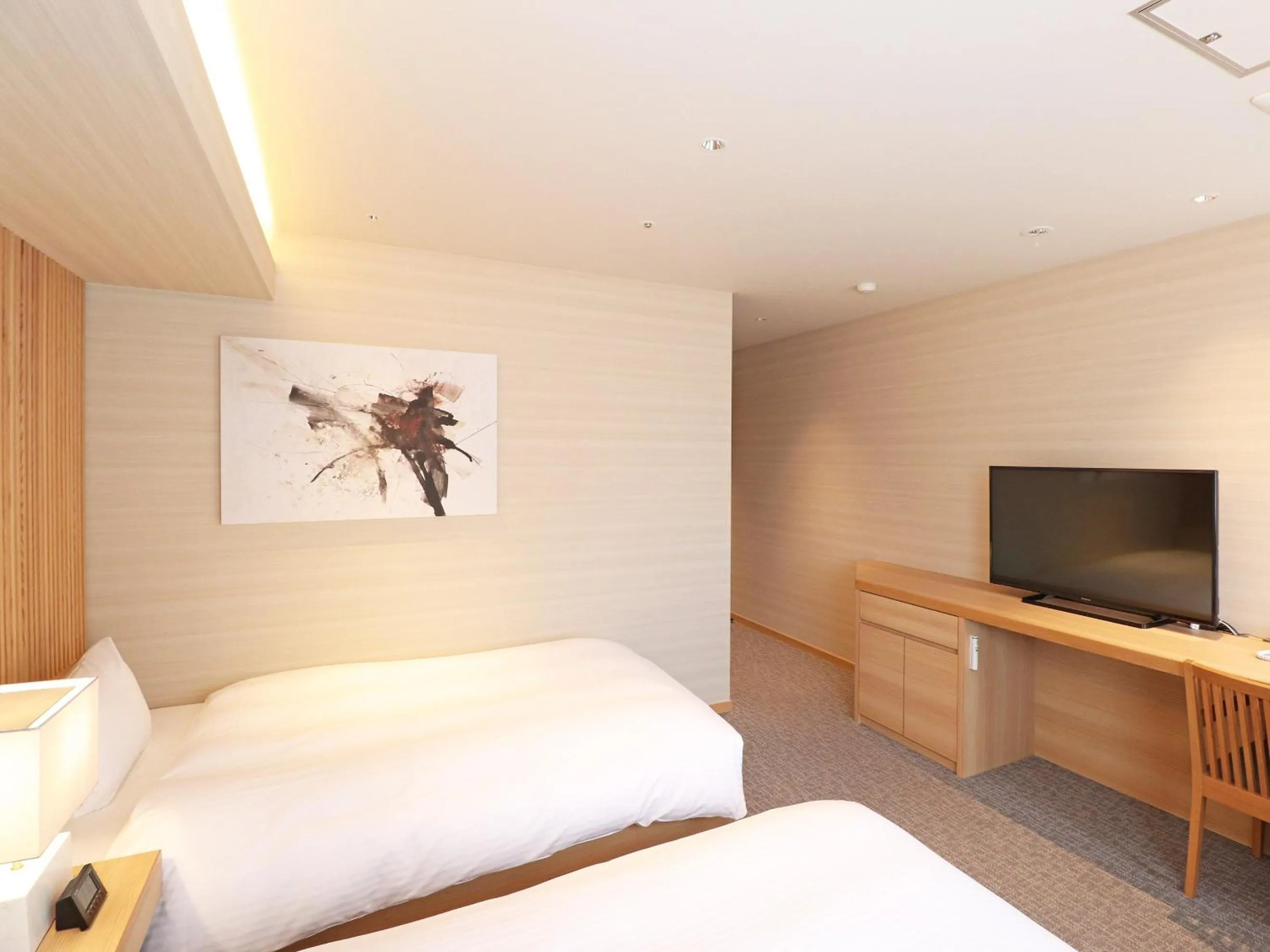 Bedroom, Bed in Chisun Inn Yokohama Tsuzuki