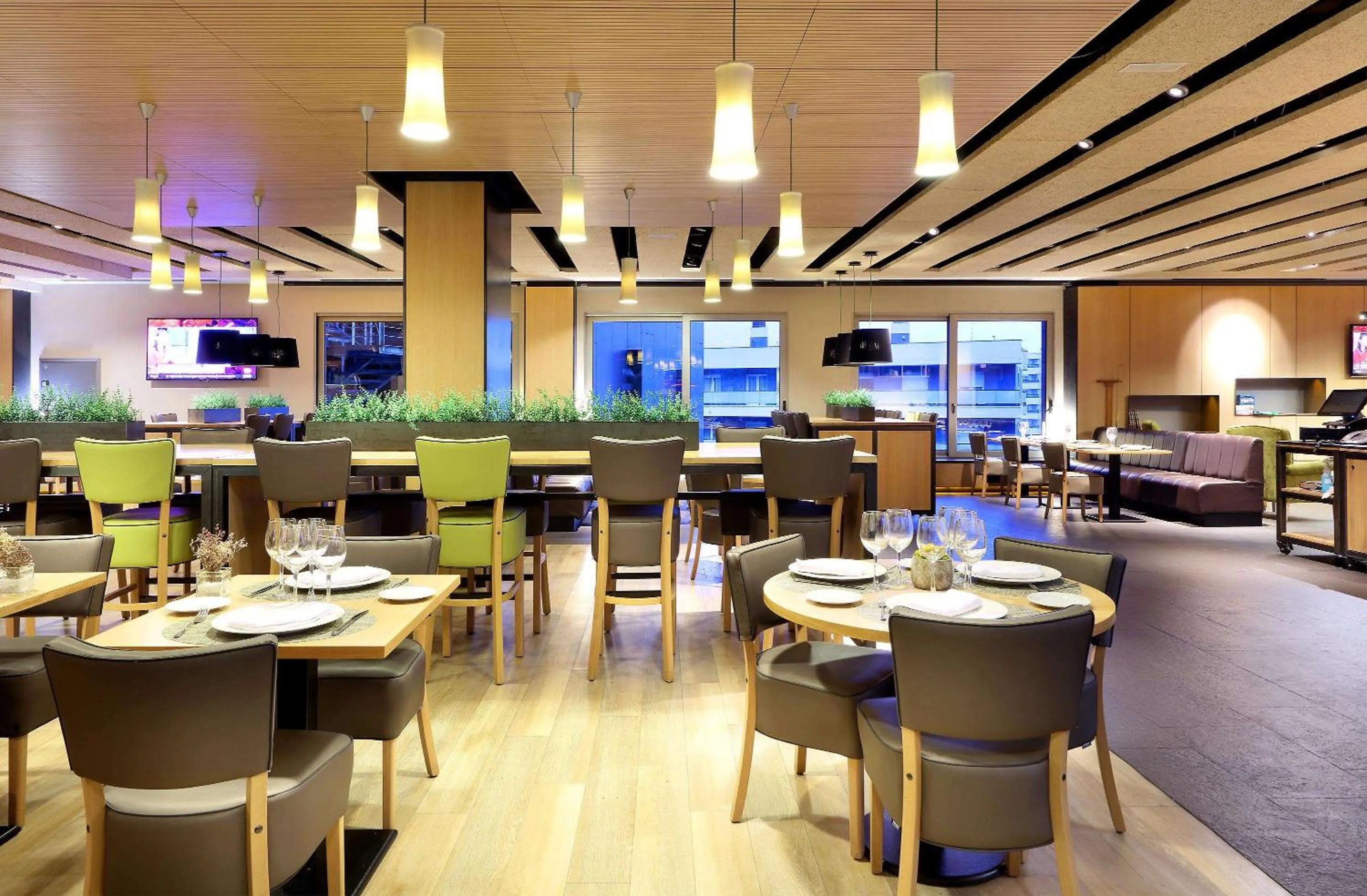 Restaurant/places to eat in Occidental Bilbao