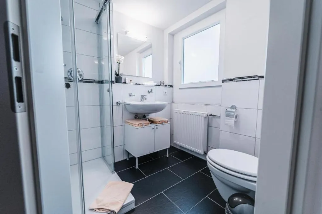 Shower in Forsters Schwarzwald Hof - Resort-Hotel&Pension