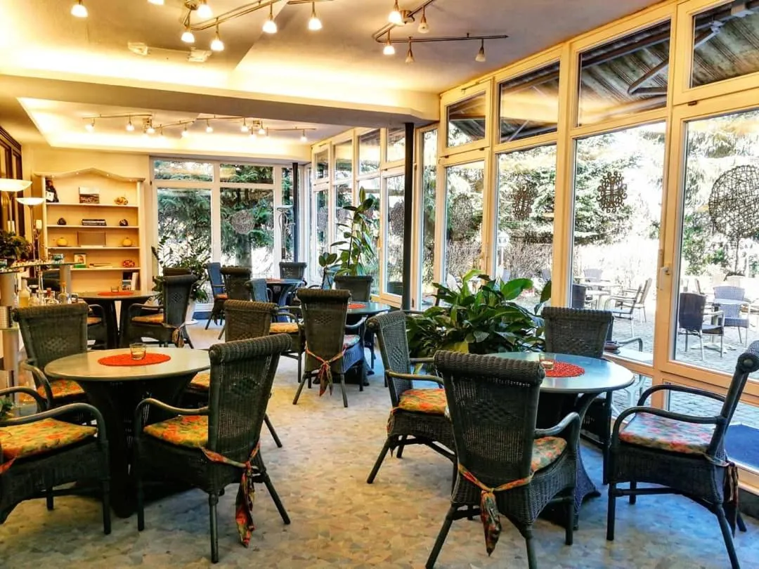 Communal lounge/ TV room in Forsters Schwarzwald Hof - Resort-Hotel&Pension