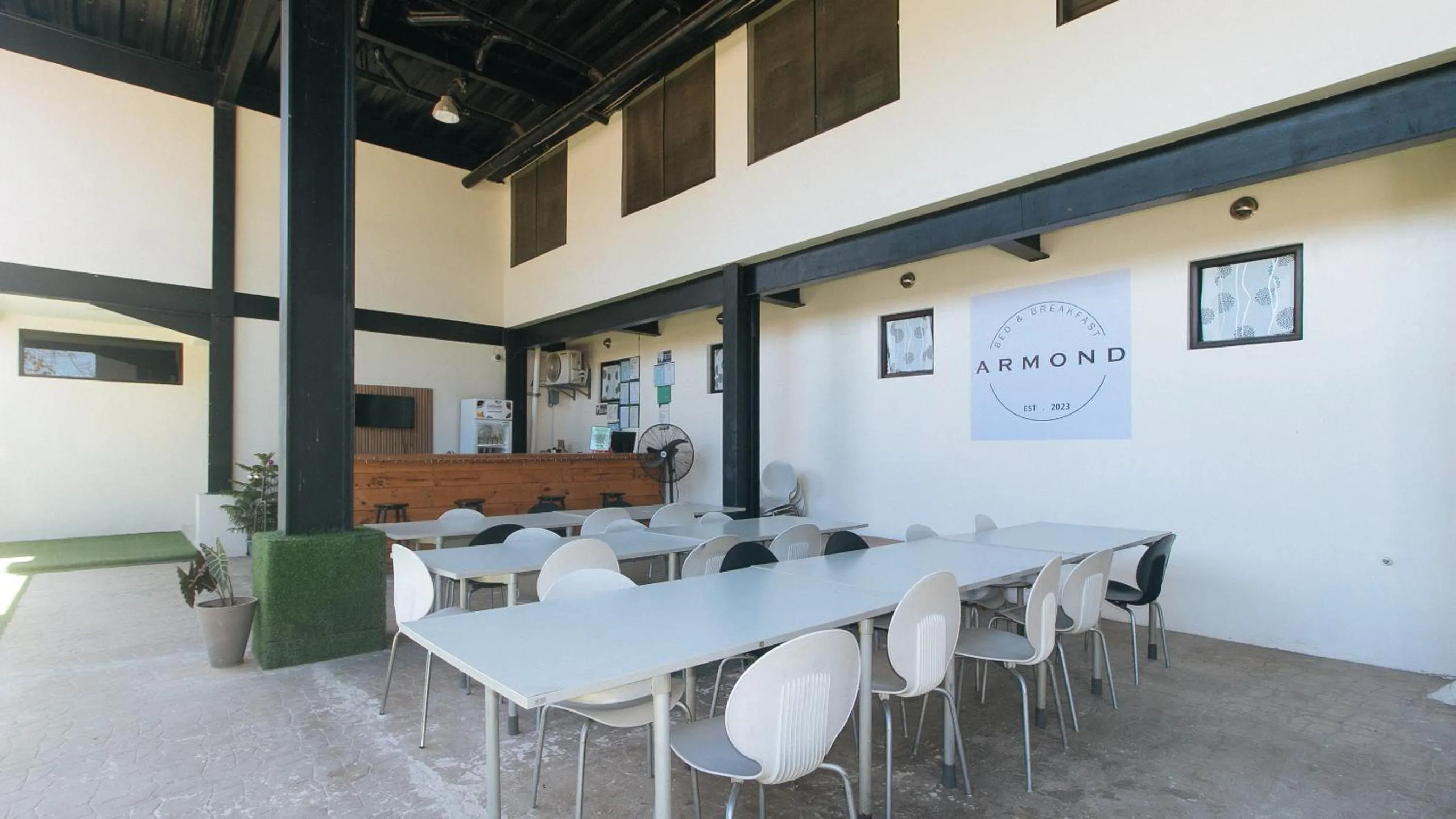 Restaurant/places to eat in Mahayahay Lodge and Restaurant