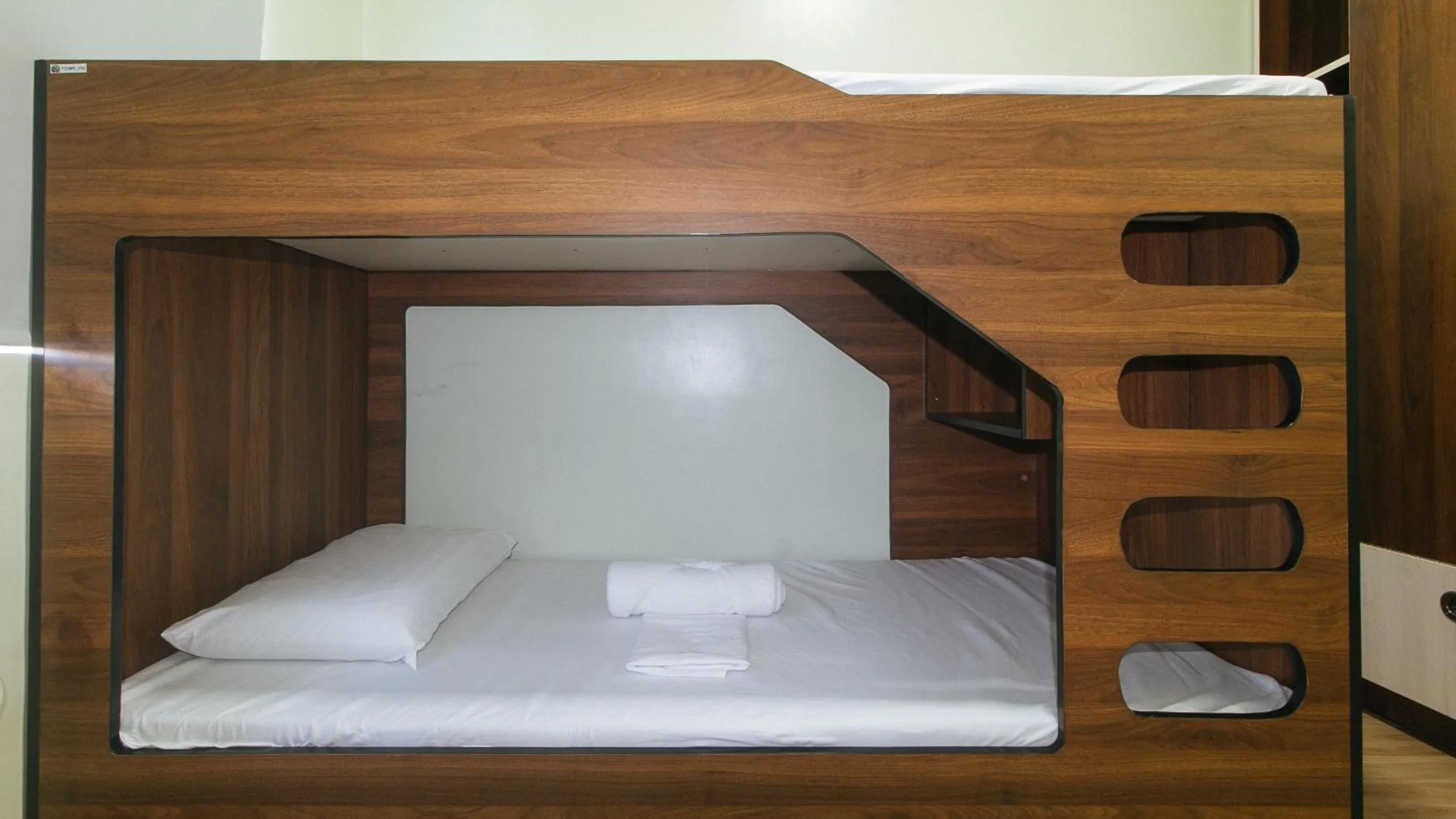 bunk bed in Mahayahay Lodge and Restaurant