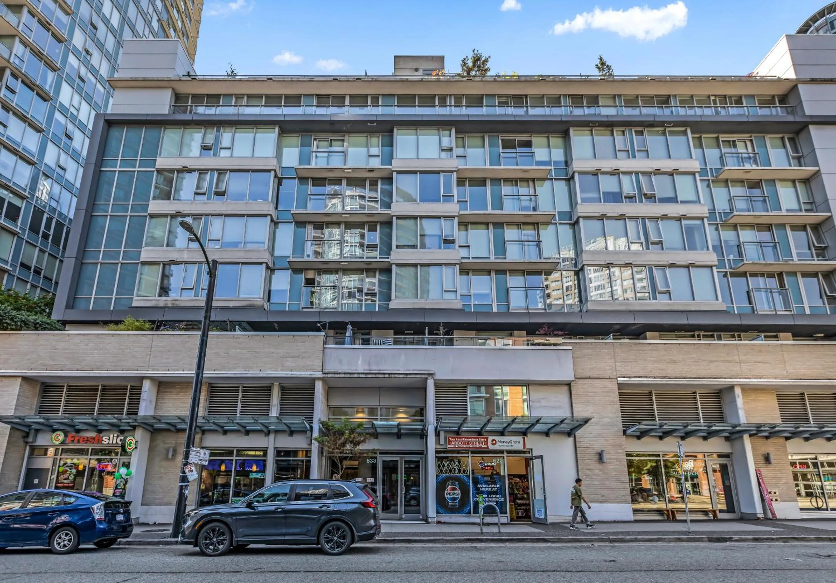 Facade/entrance in Gastown Downtown Apartment very central