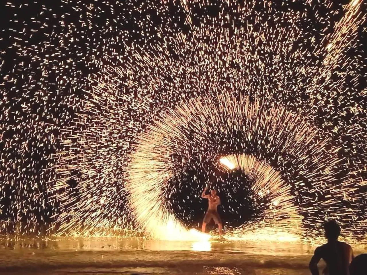 Night in Green Bay Samed Resort