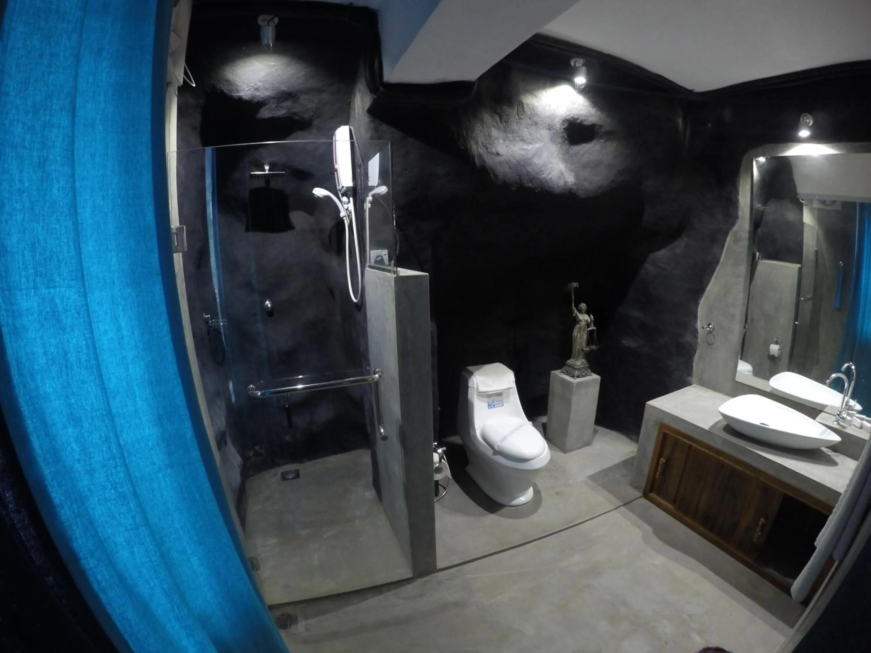 Shower in Sizzle Sports Club