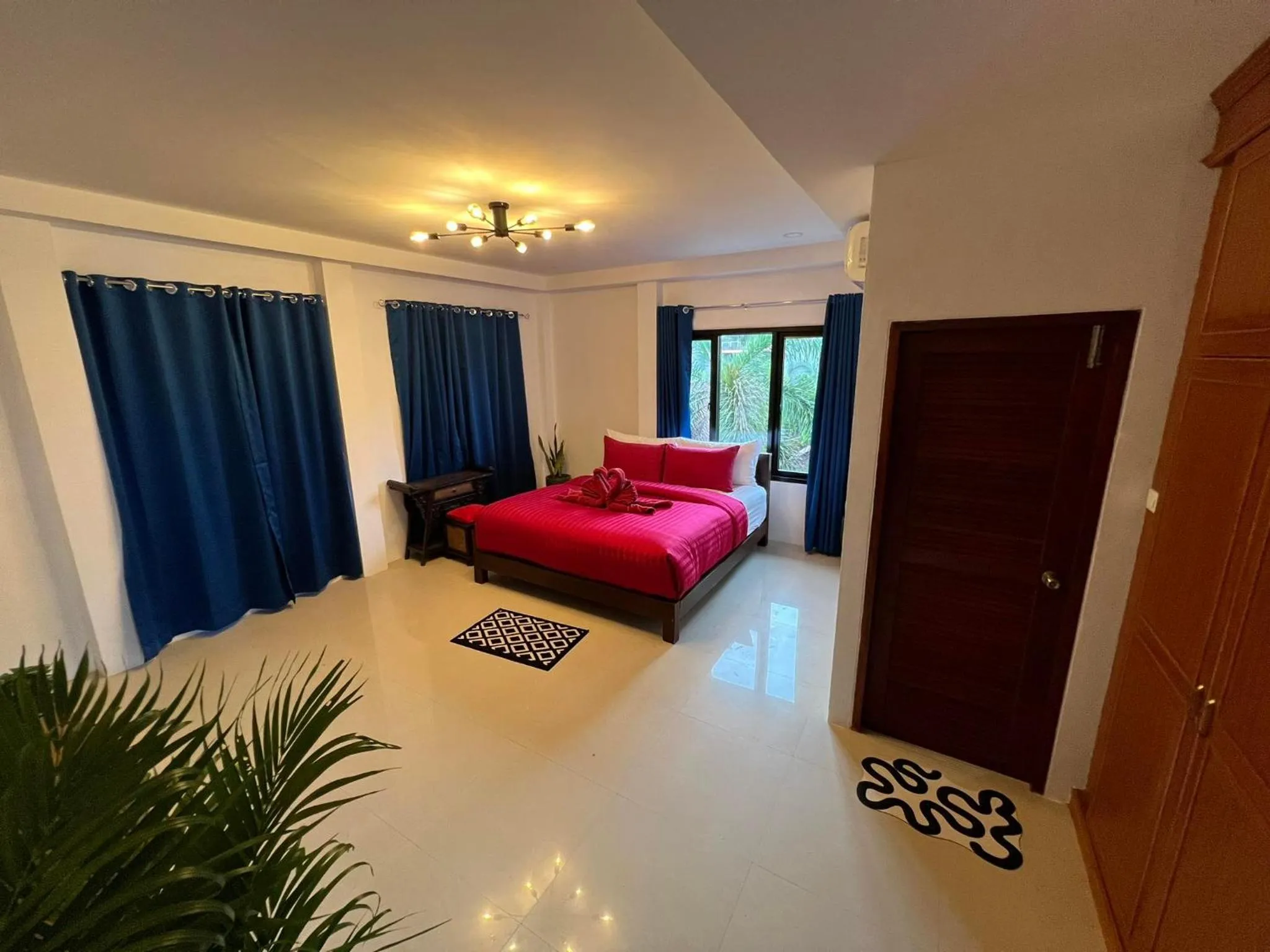 Bed in Amara Beach Resort Koh Phangan