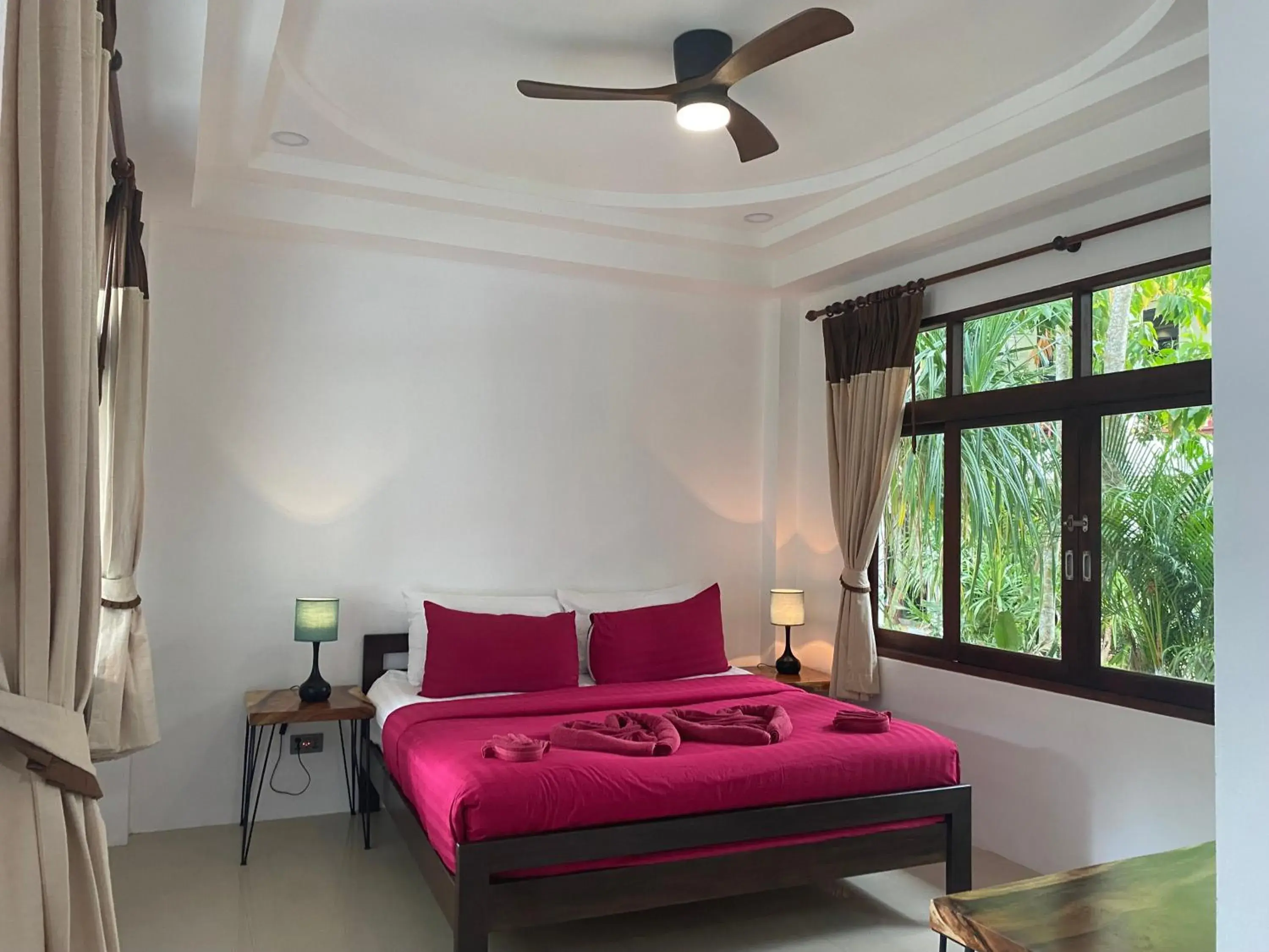 Standard Double Room in Amara Beach Resort Koh Phangan Standard Double Room in Amara Beach Resort Koh Phangan