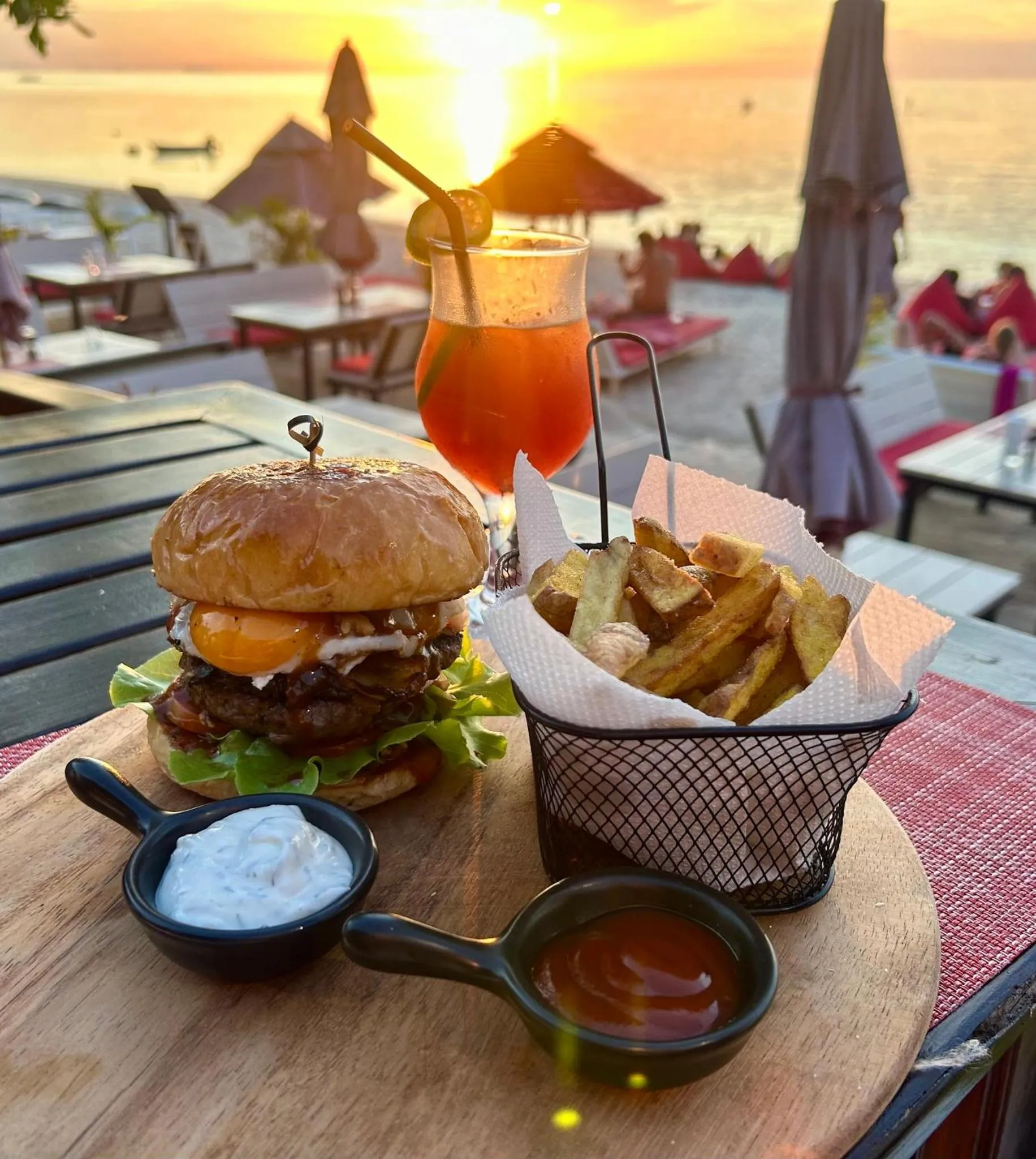 Restaurant/places to eat in Amara Beach Resort Koh Phangan