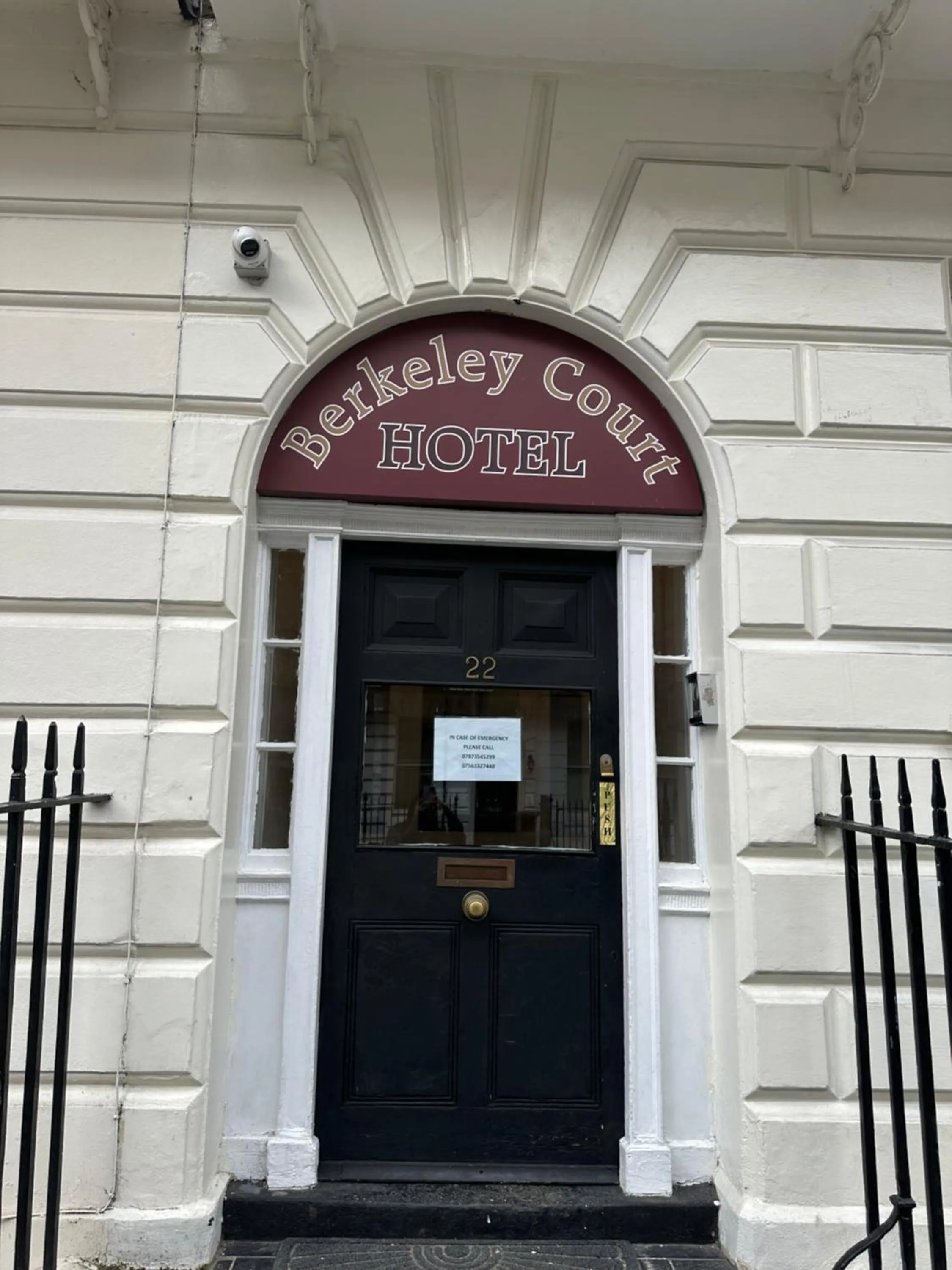 Facade/entrance in Berkeley Court Hotel