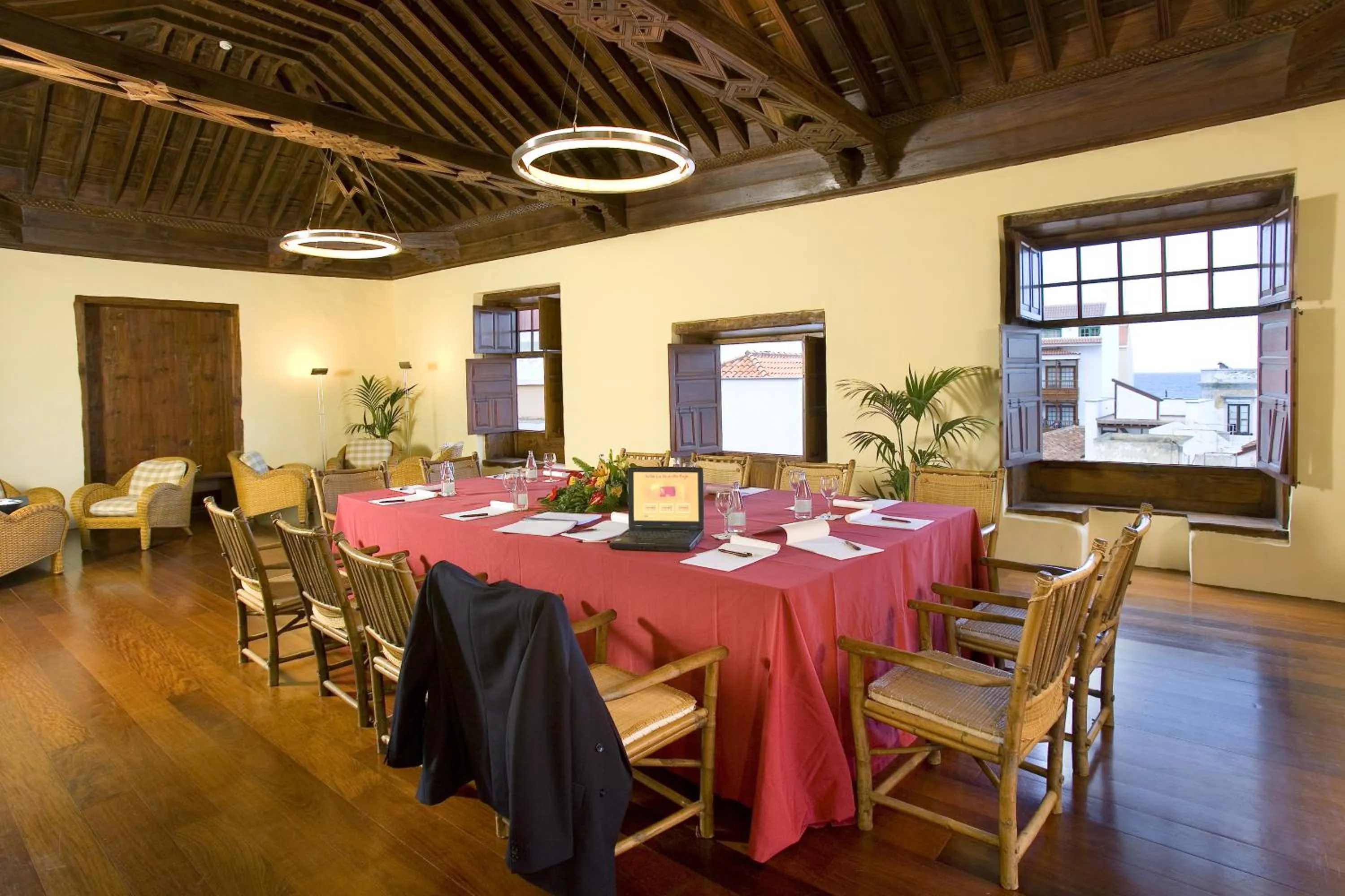 Meeting/conference room in Hotel LIVVO La Quinta Roja