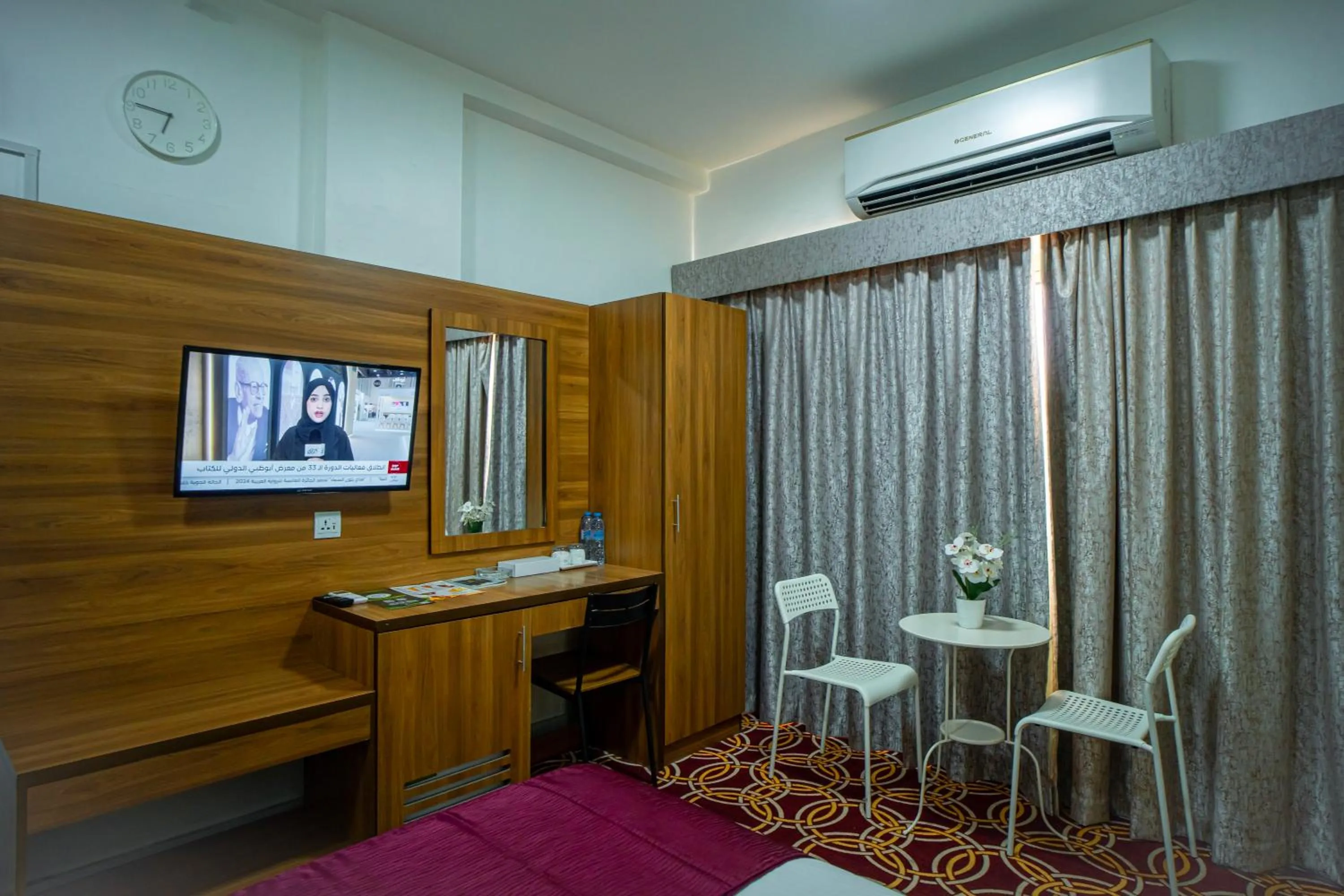 TV and multimedia in AL KARNAK HOTEL - BRANCH