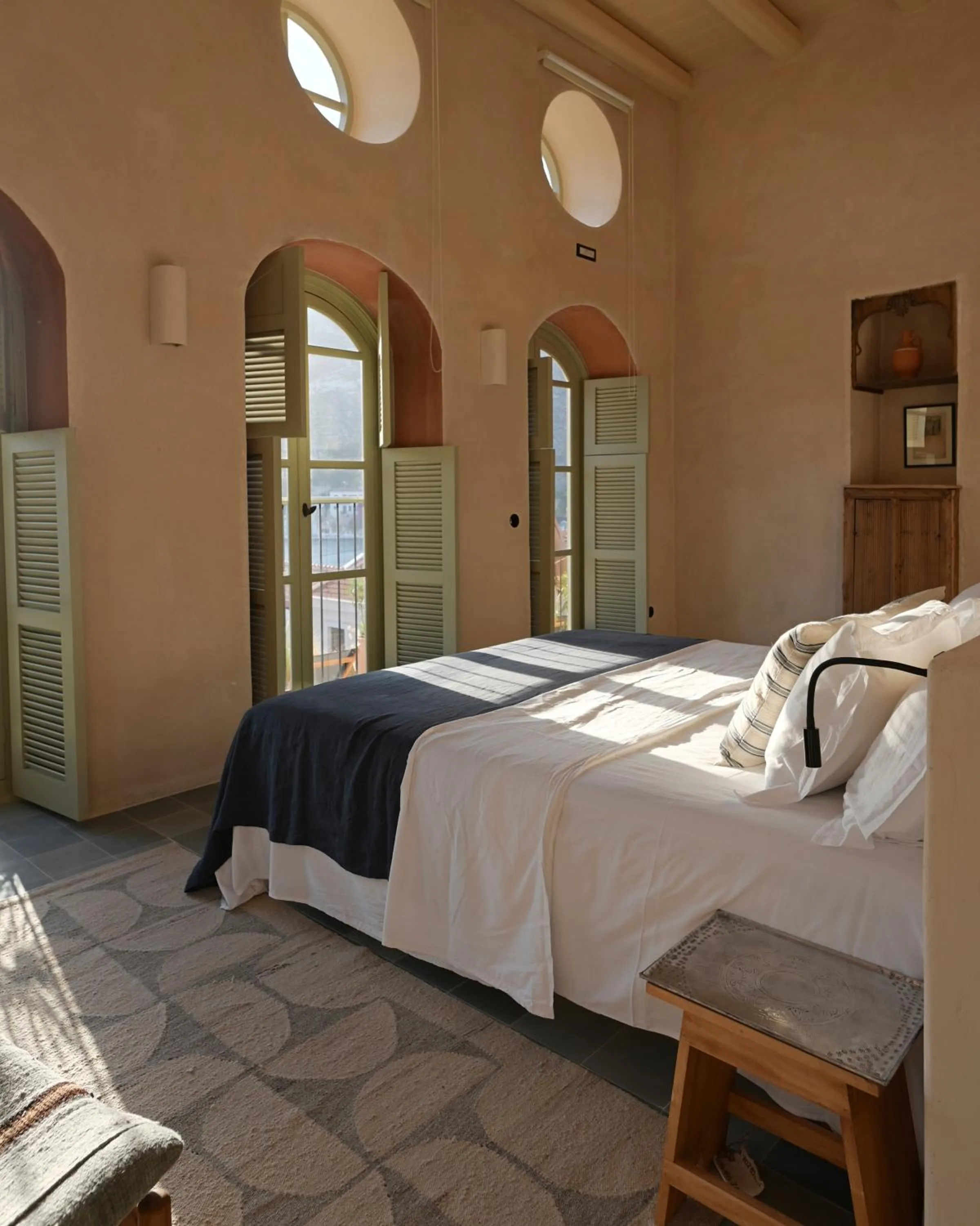 Bed in Casa Mediterraneo Hotel