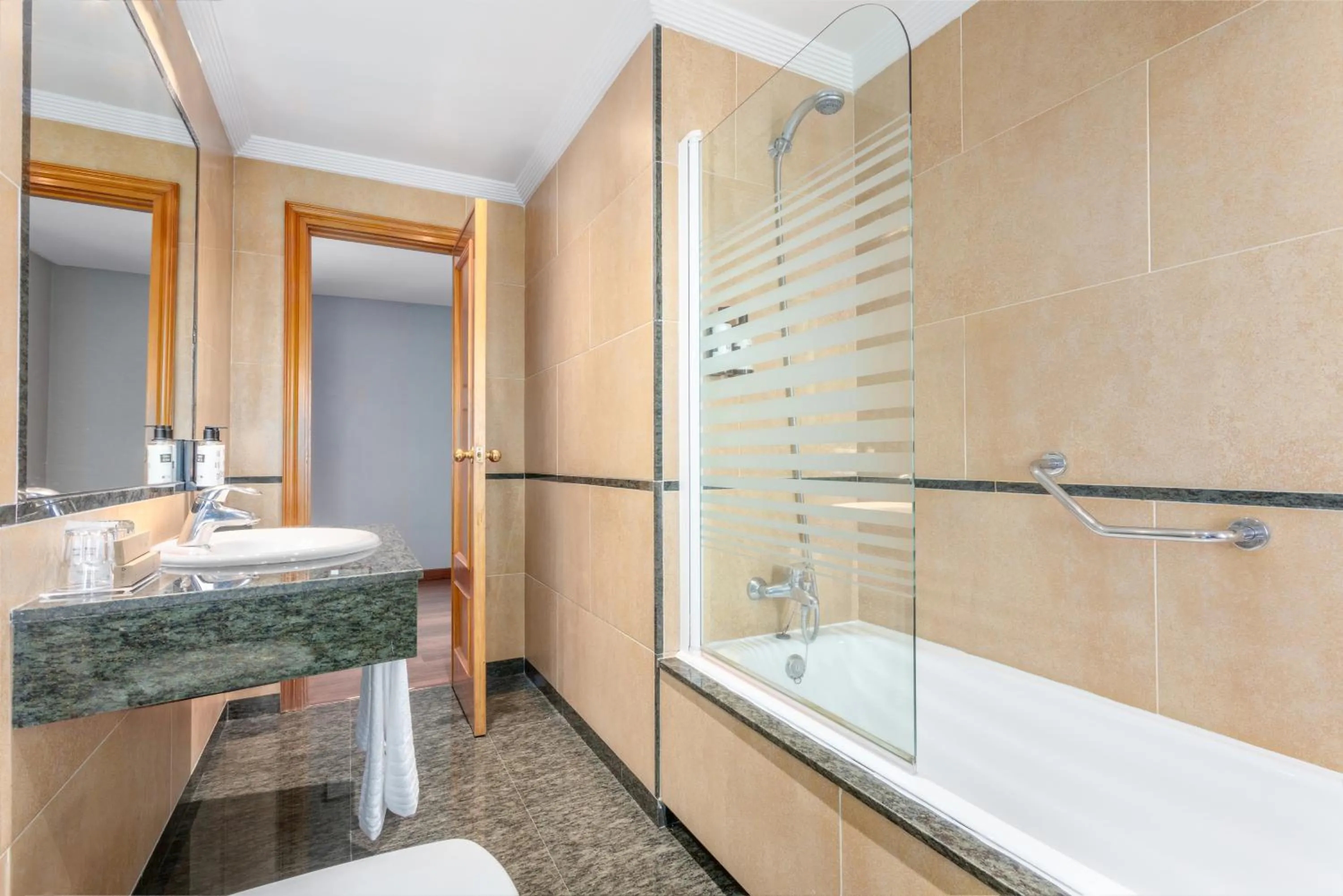 Bathroom in Crisol Regio