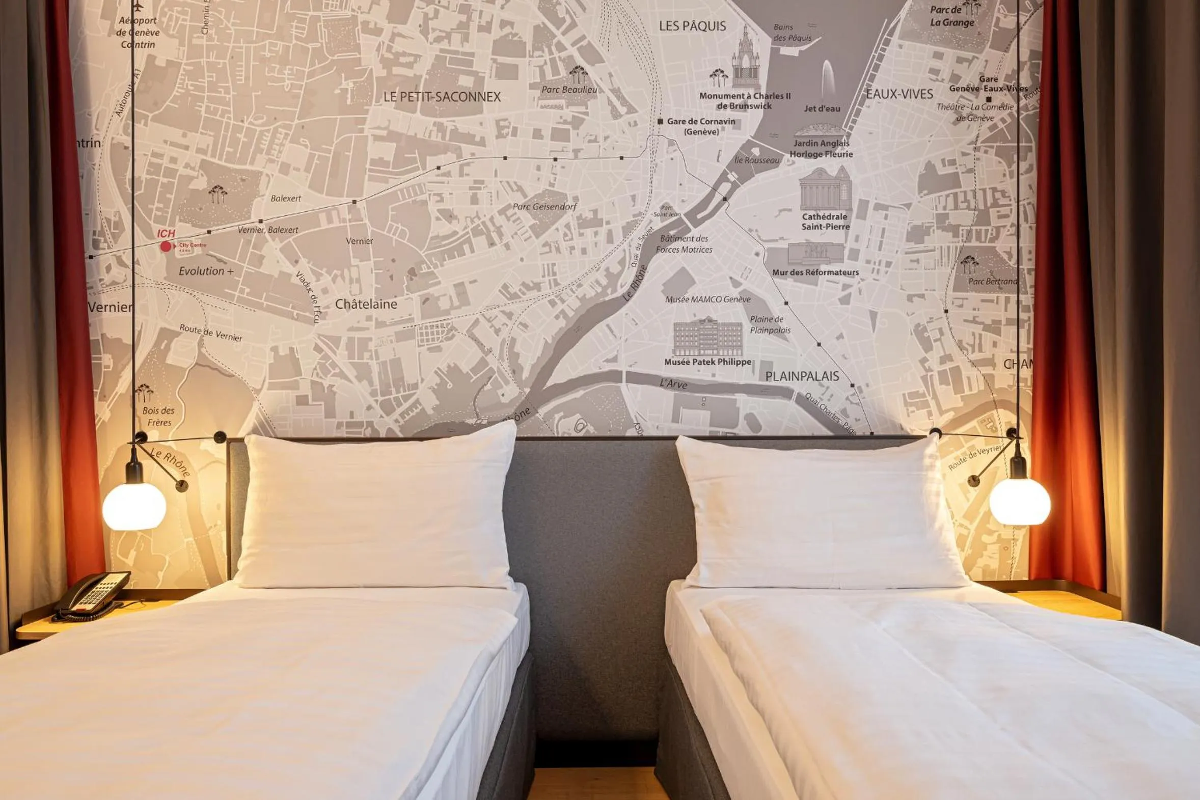 Bed in IntercityHotel Geneva