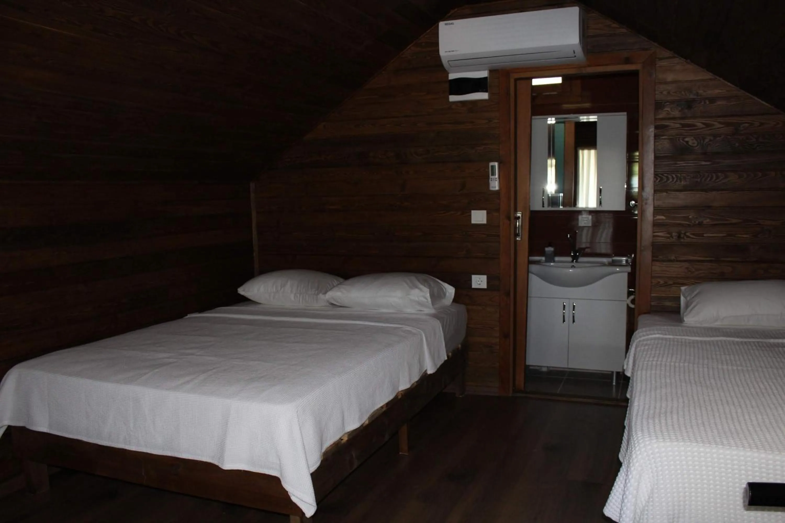 Bed in Zeytindağı bungalow