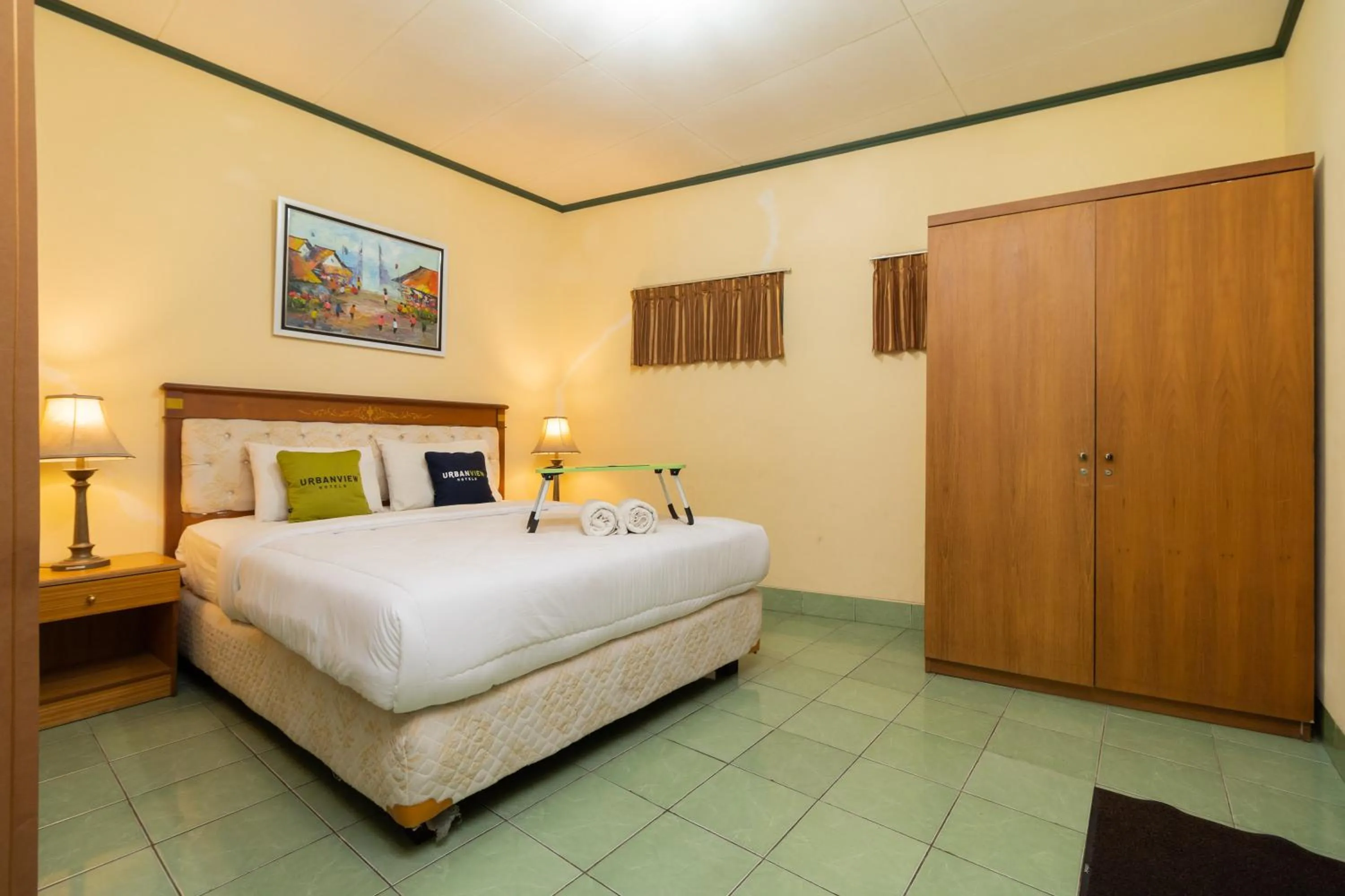 Bedroom, Bed in Urbanview Hotel Griya Astoeti 2 Cisarua Puncak