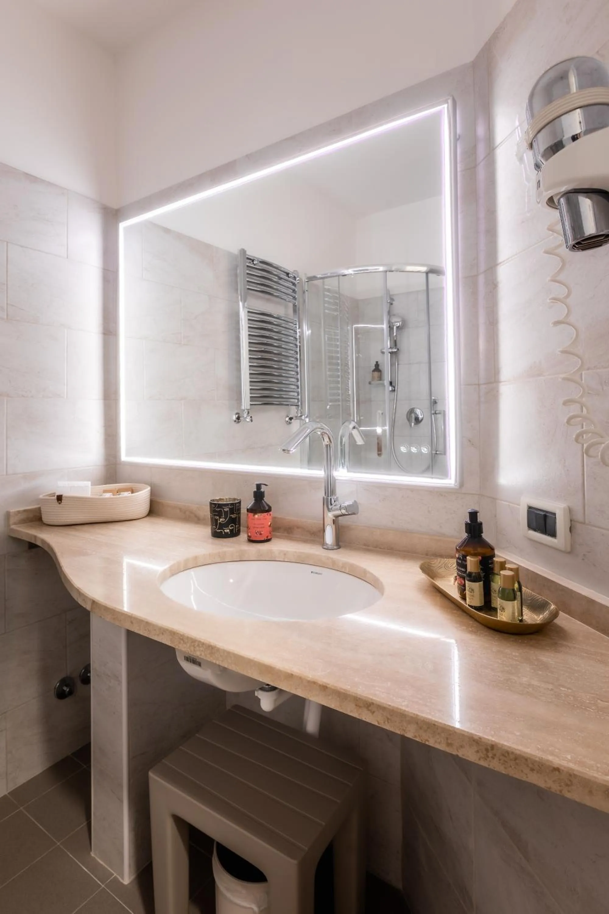 Bathroom in Mangili Garden Hotel