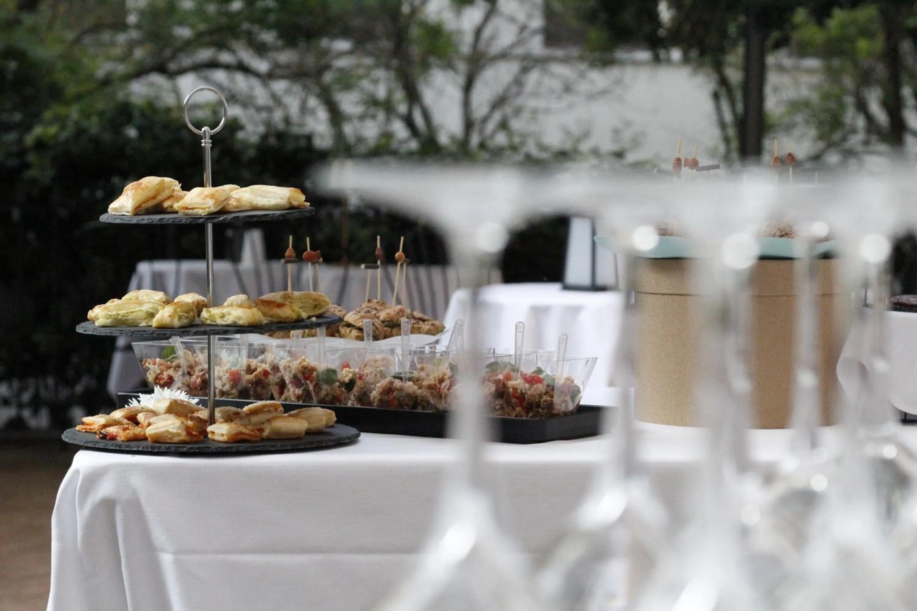 Property building in Mangili Garden Hotel