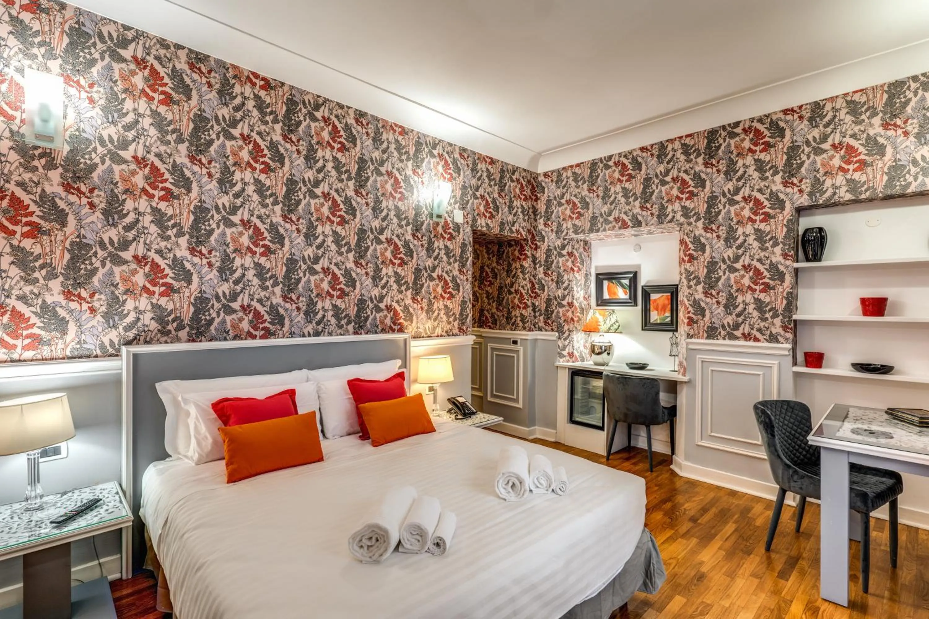 Bedroom, Bed in Mangili Garden Hotel